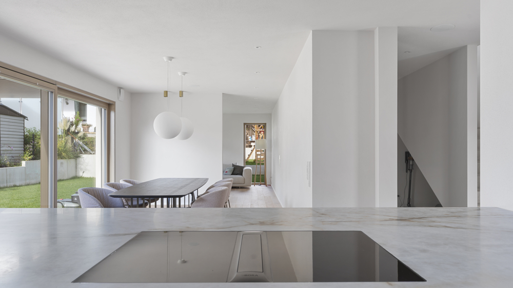 Küche und Esszimmer