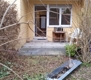 Terrasse+kleiner Garten-Blick Haus