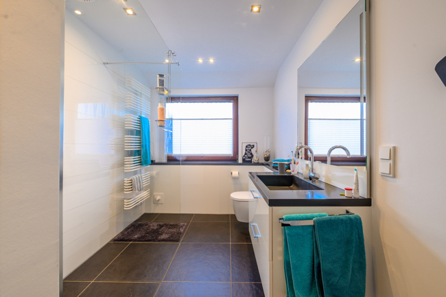Badezimmer im OG