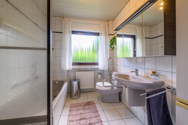Badezimmer im EG