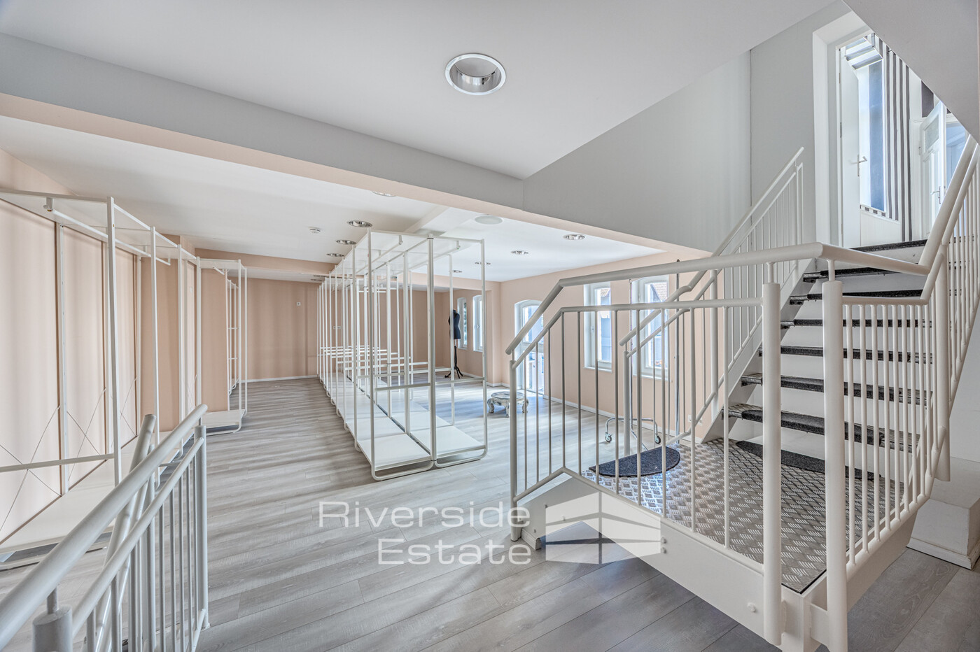 Lager-/Vorbereitungsraum