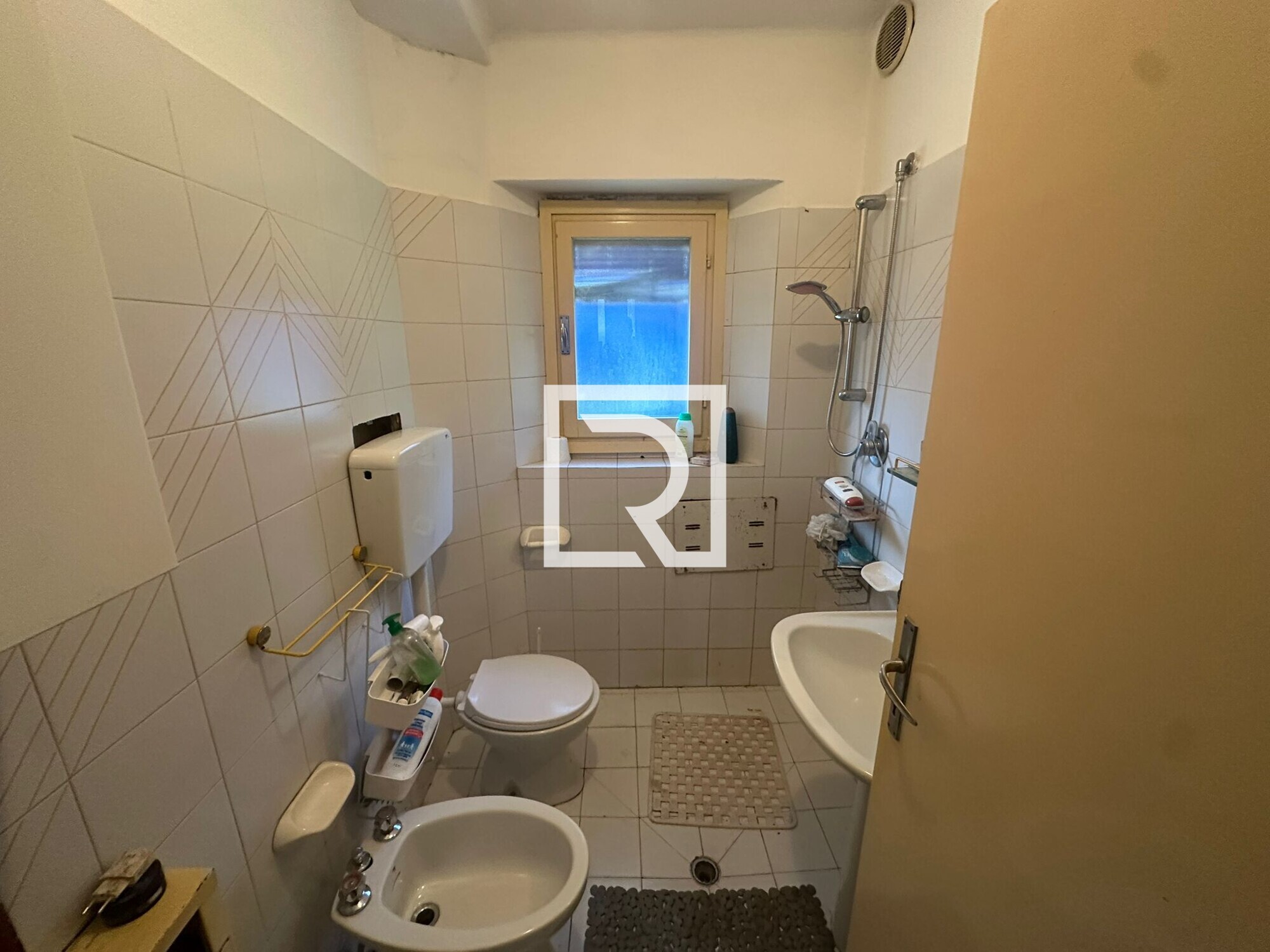 WhatsApp Image 2025-11-20 at 09.28.55 (2)