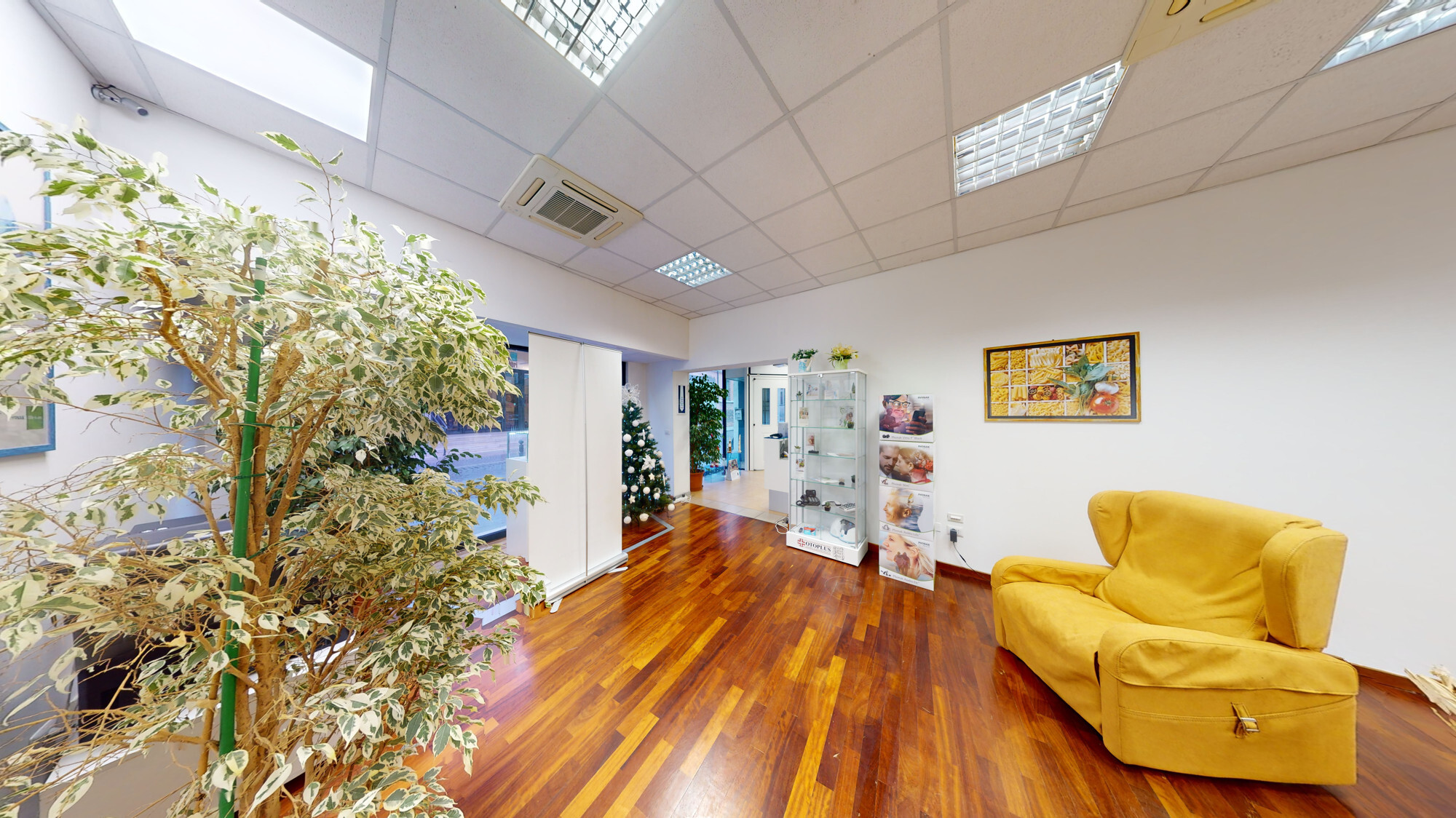 LOCALE-COMMERCIALE-AL-PIANO-TERRA-12012023_173544