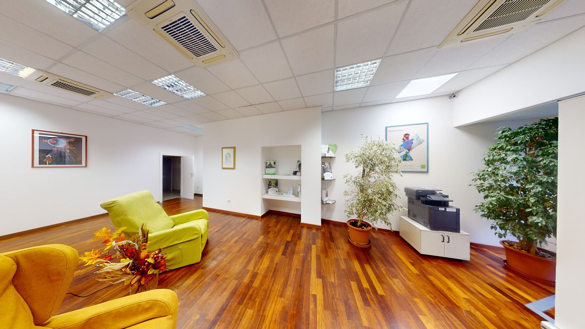 LOCALE-COMMERCIALE-AL-PIANO-TERRA-12012023_173952