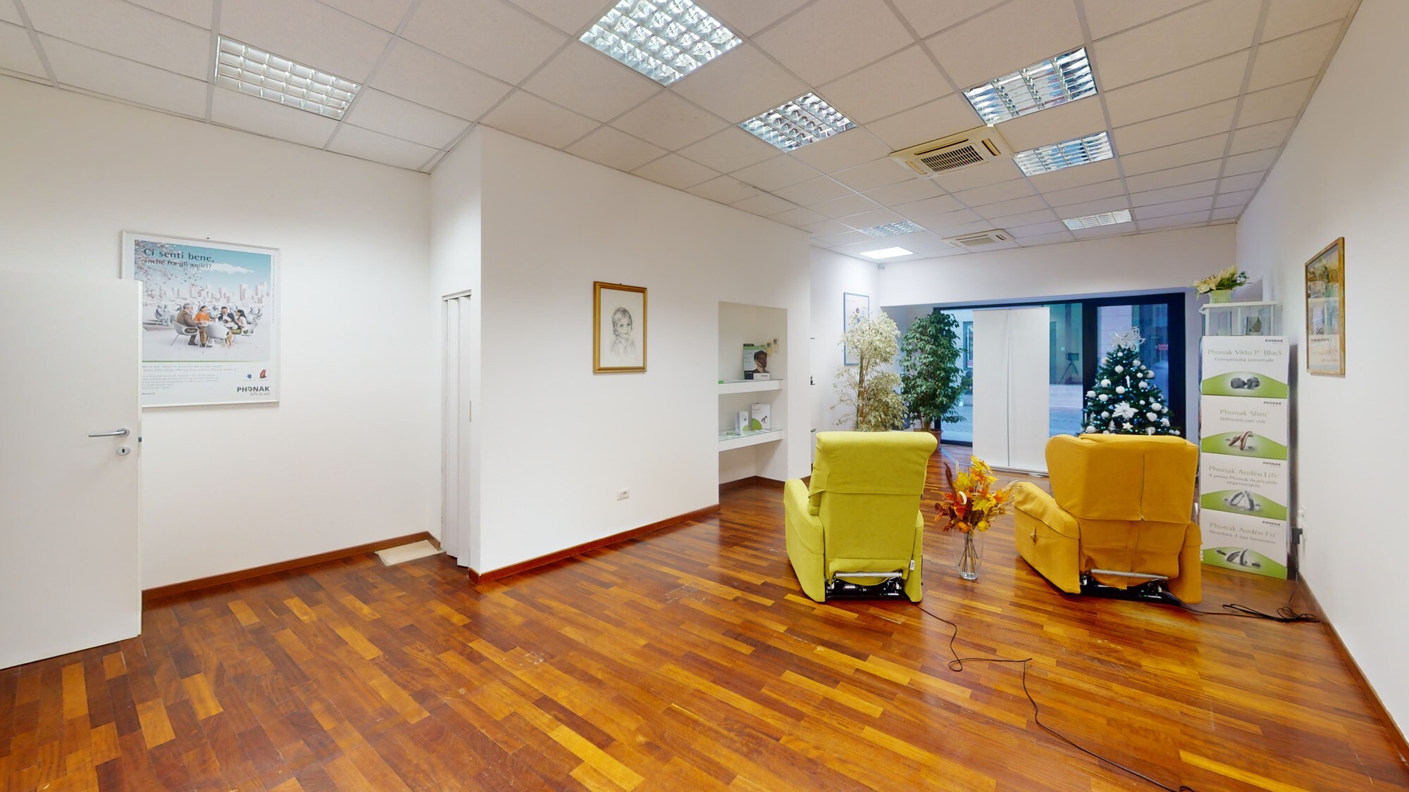 LOCALE-COMMERCIALE-AL-PIANO-TERRA-Photo-1