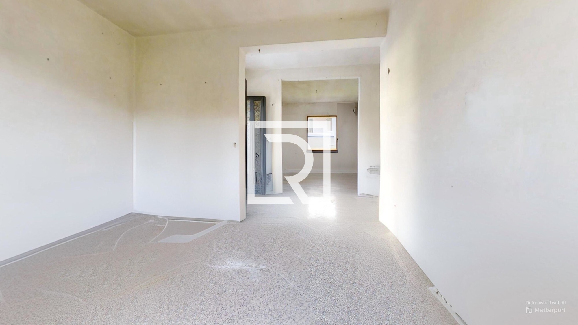 APPARTAMENTO-PIANO-TERRA-CON-GIARDINO--Office-Defurnished 1