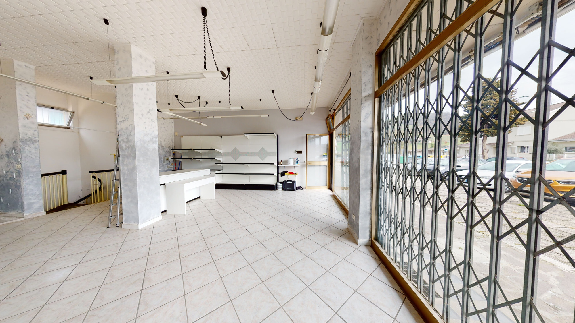 Negozio-Gualdo-02262022_123349