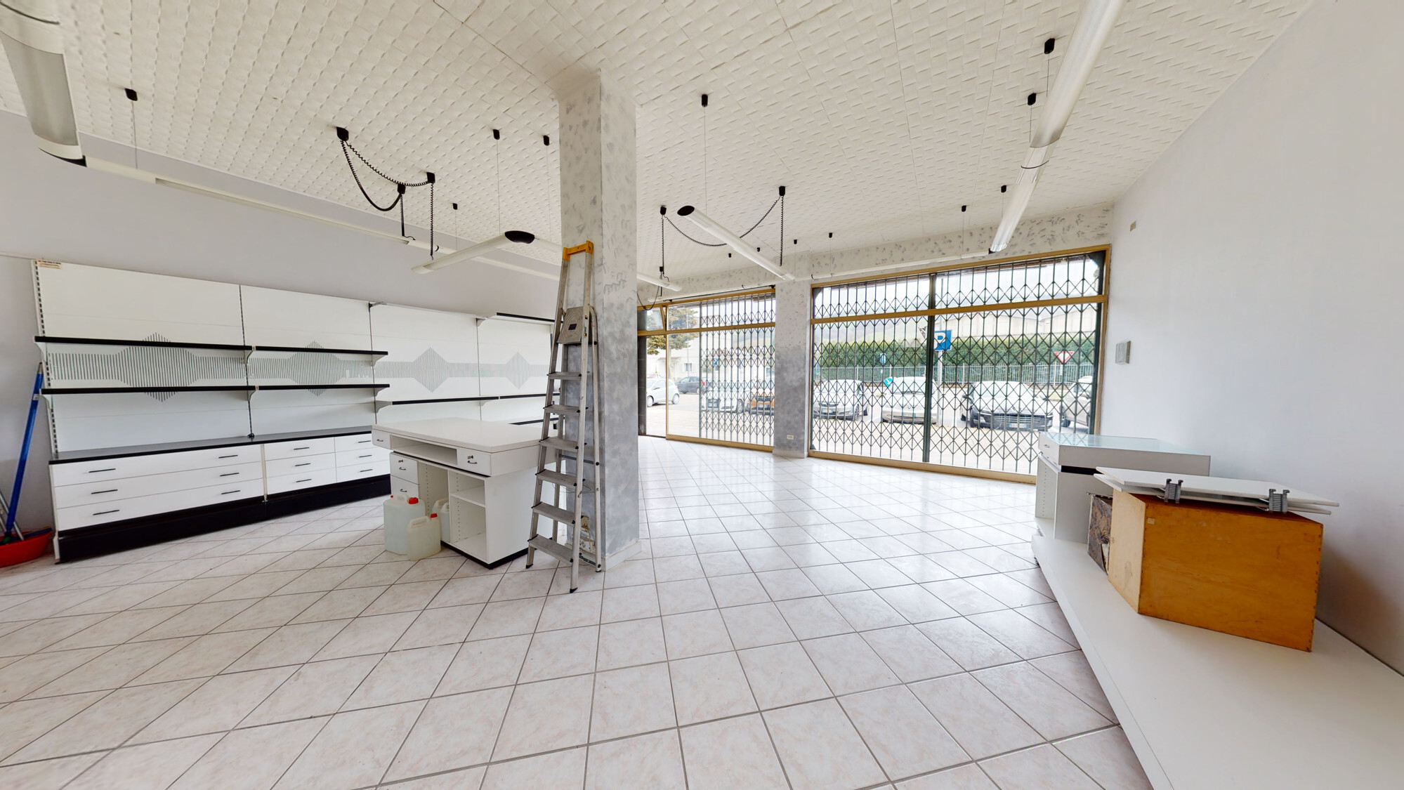 Negozio-Gualdo-02262022_123404