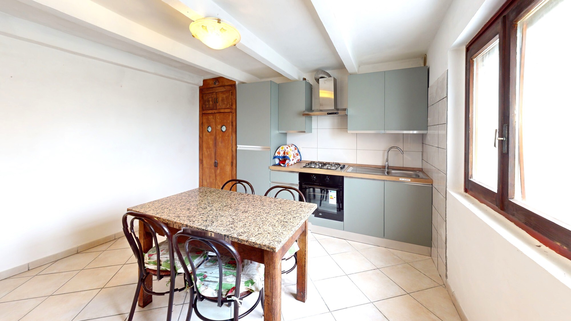 Casa-Indipendente-A-San-Pietro-In-Trento-Kitchen