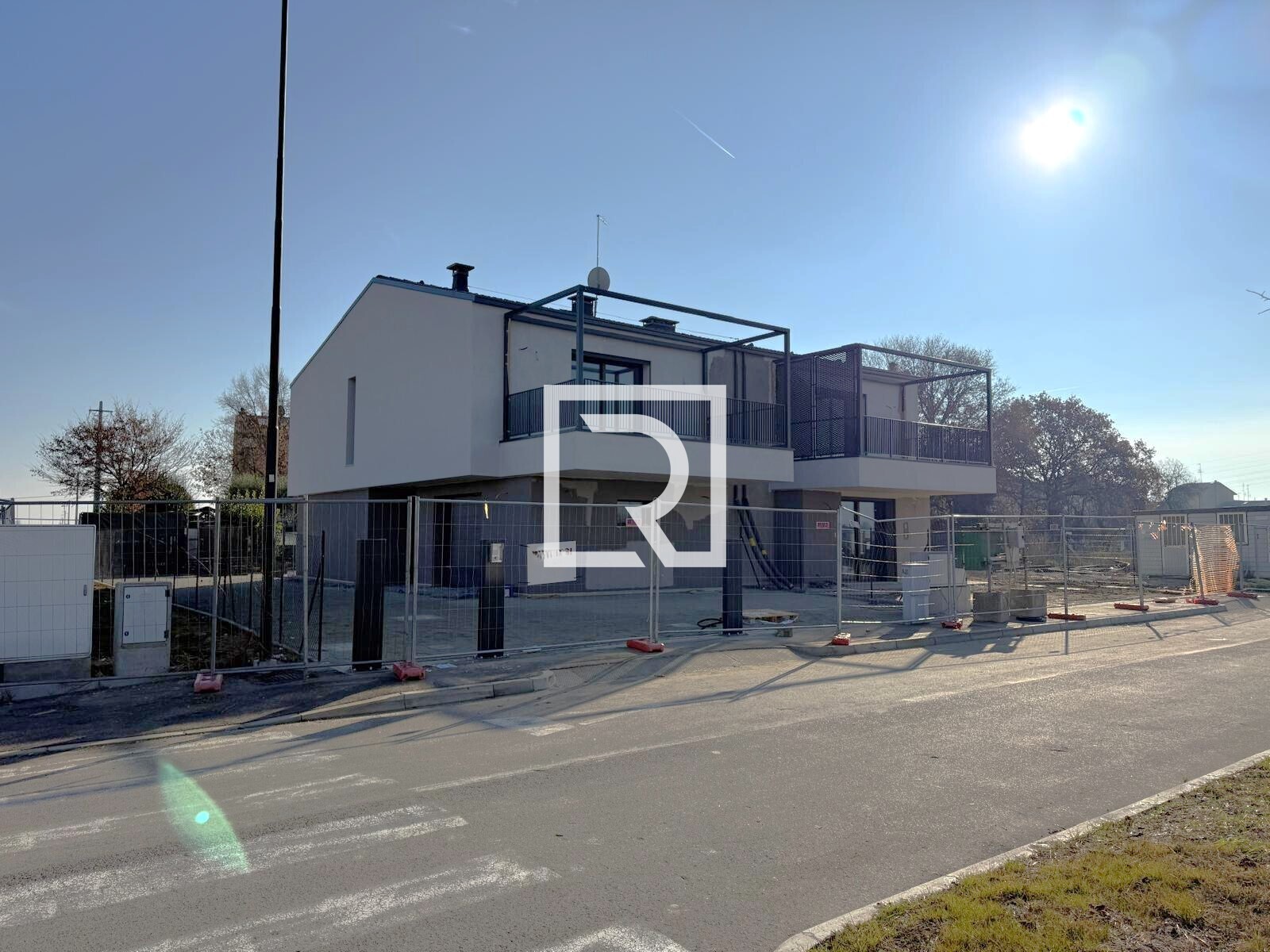 WhatsApp Image 2025-12-15 at 13.20.38