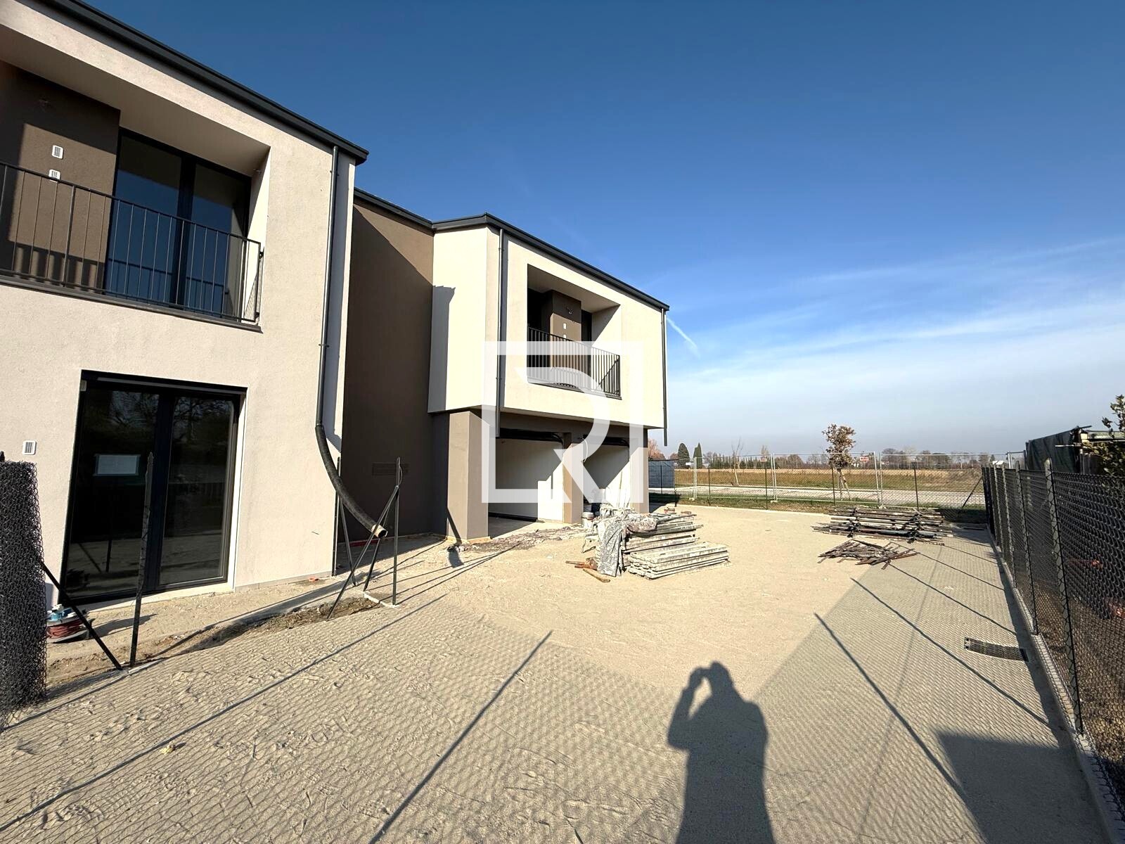 WhatsApp Image 2025-12-15 at 13.20.39 (7)