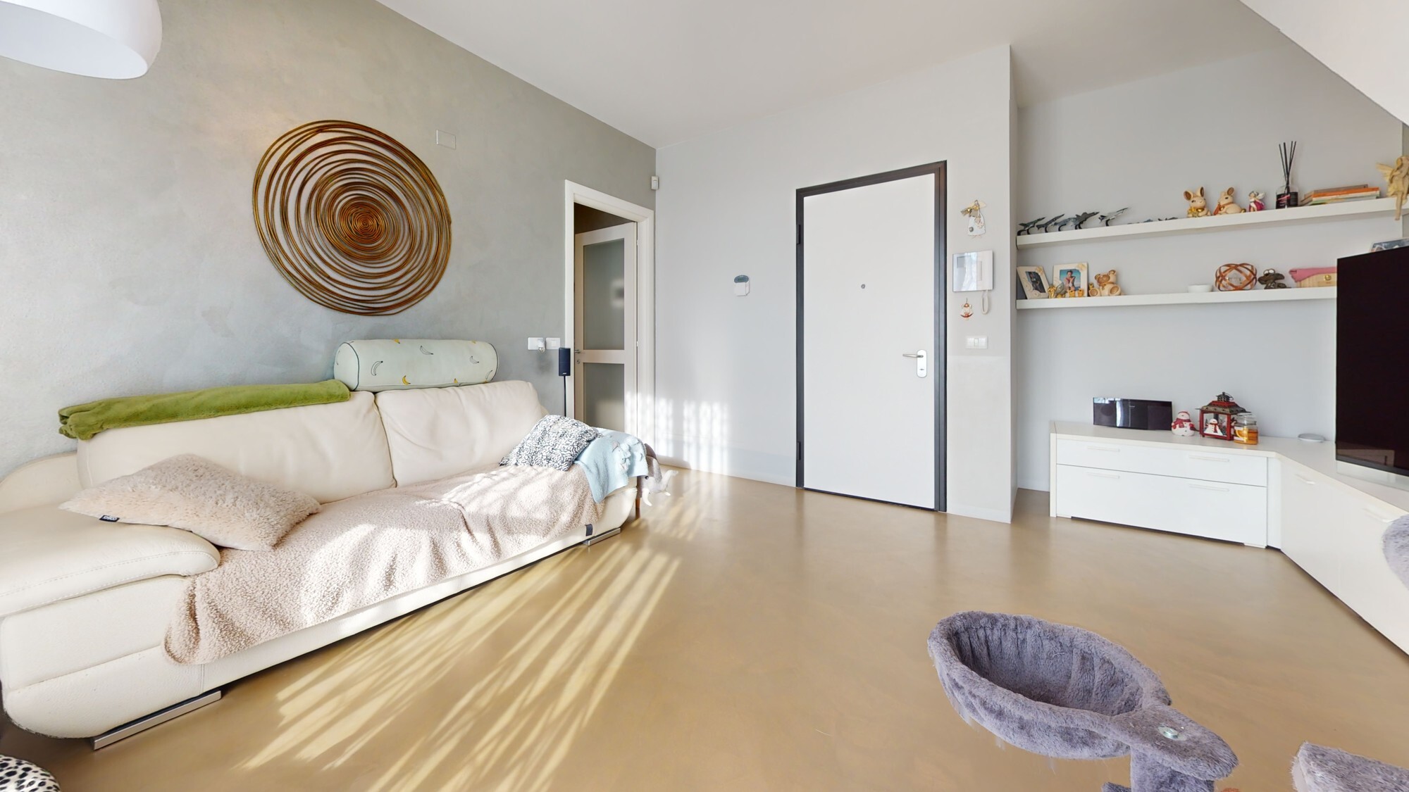 Ddcpw5PiwLG-Bedroom