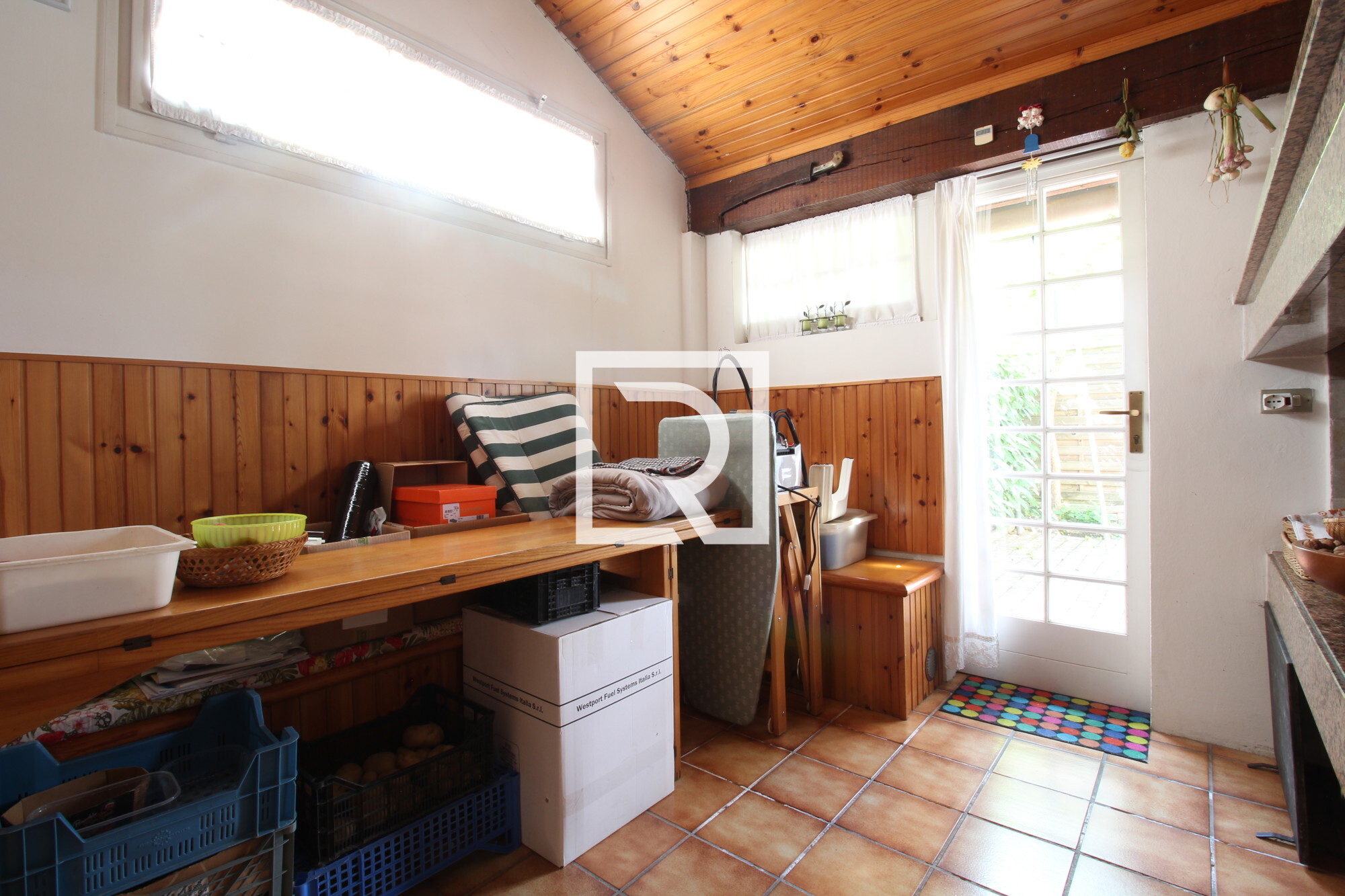 VERANDA