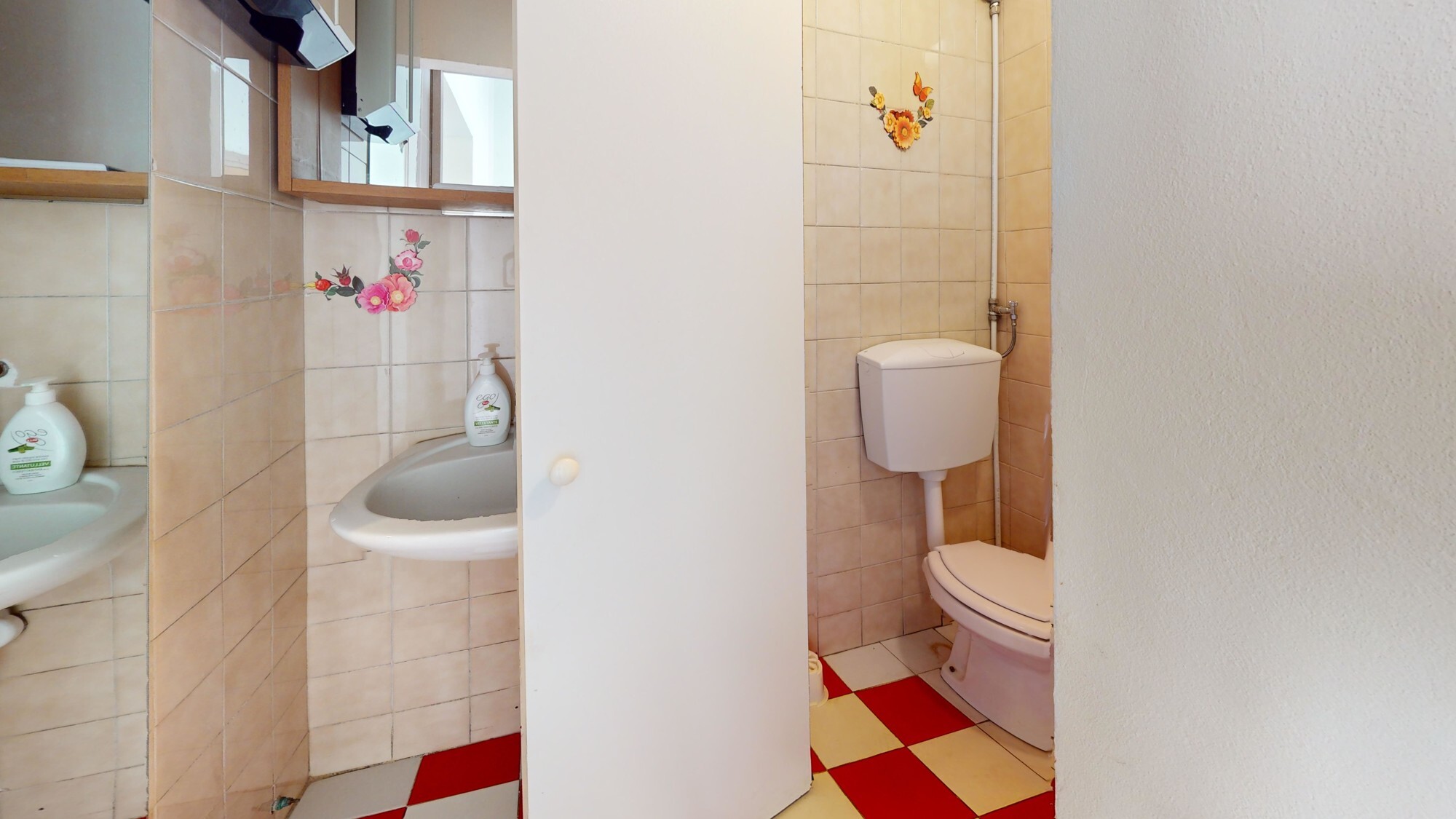 Negozio-A-San-Carlo-Bathroom