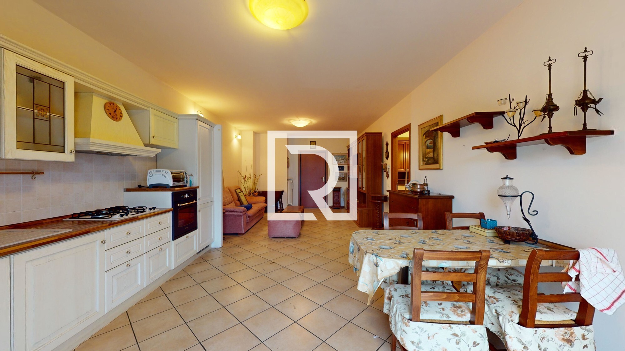 ROCCA-SAN-CASCIANO-TRILOCALE-PRONTO-CON-GARAGE-03052024_120217