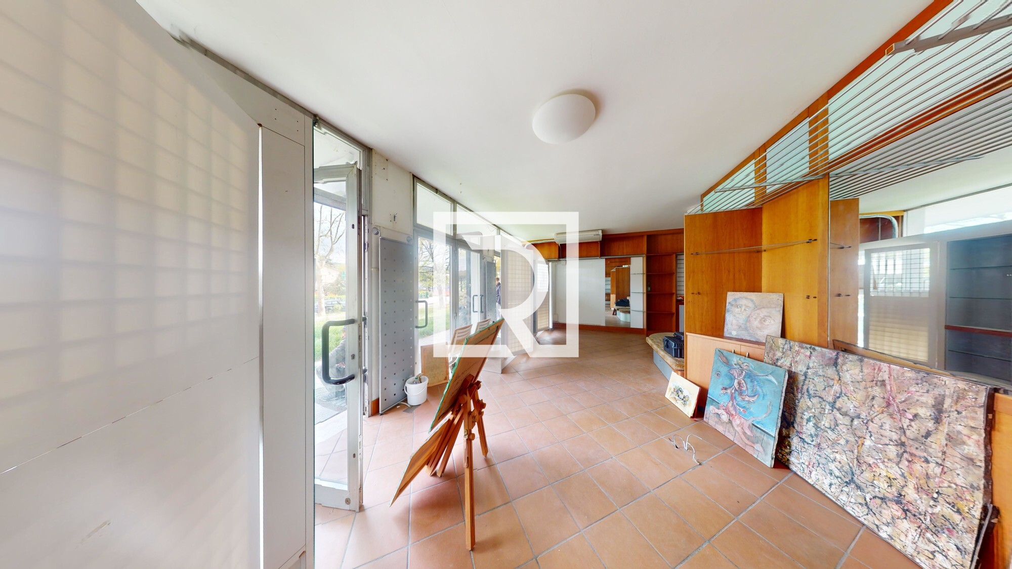 Locale-commerciale-su-viale-Marconi-04112024_183804