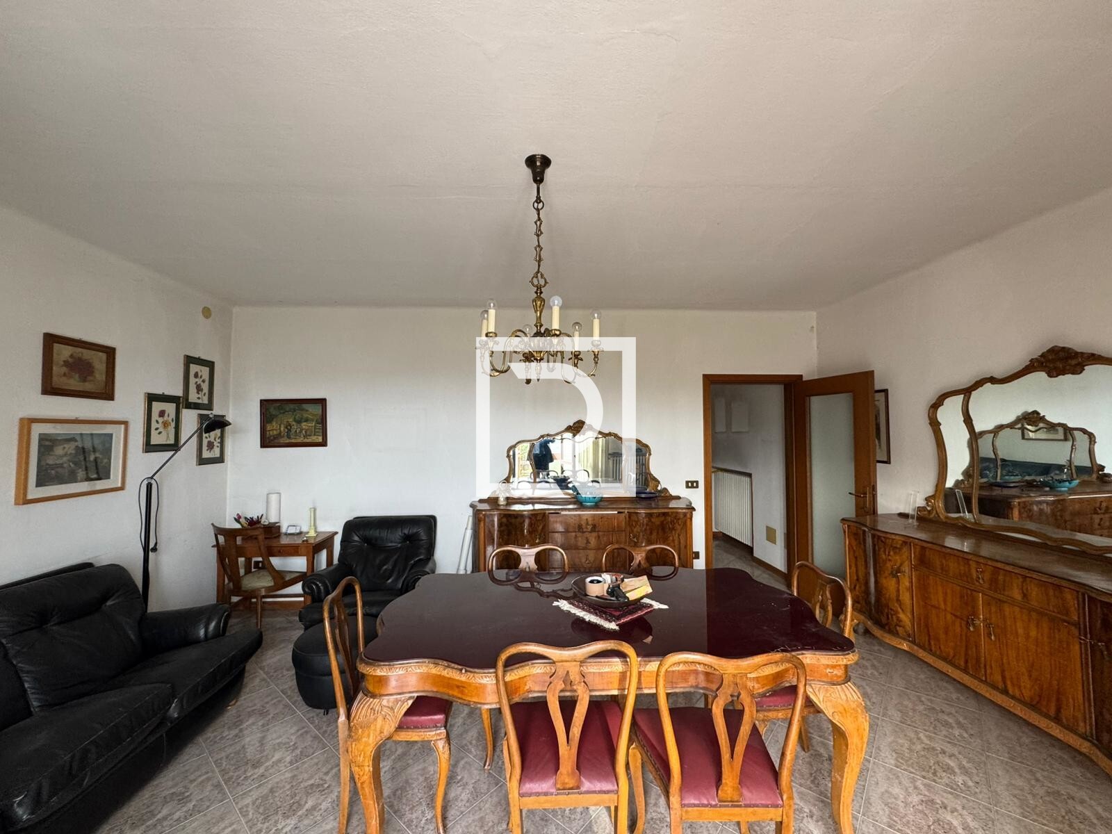 WhatsApp Image 2024-10-09 at 15.45.45 (1)