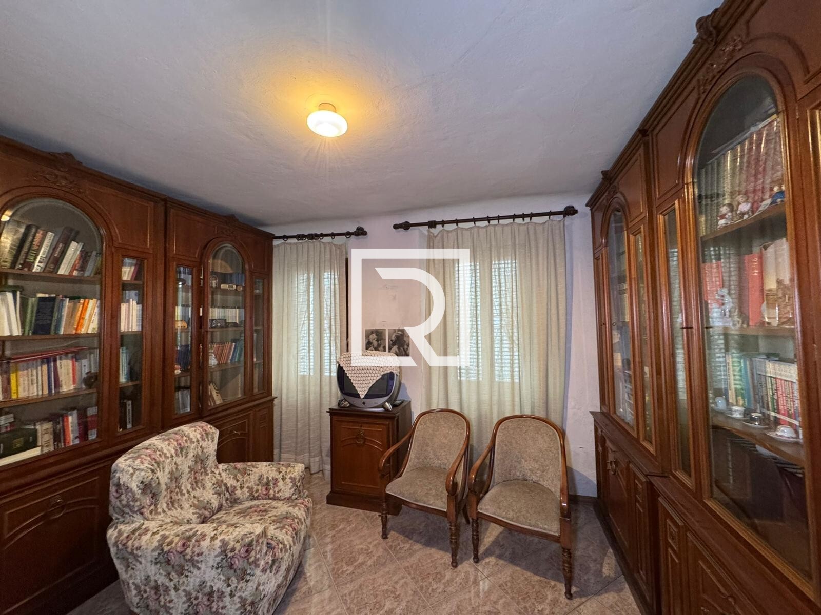 WhatsApp Image 2024-10-09 at 15.45.42 (1)