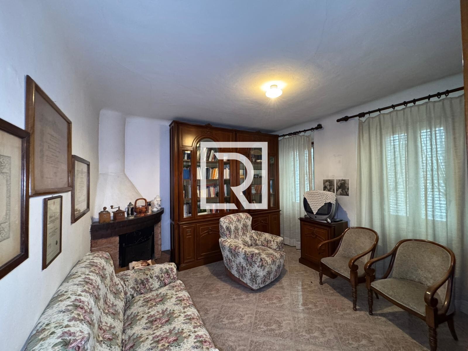 WhatsApp Image 2024-10-09 at 15.45.43 (1)