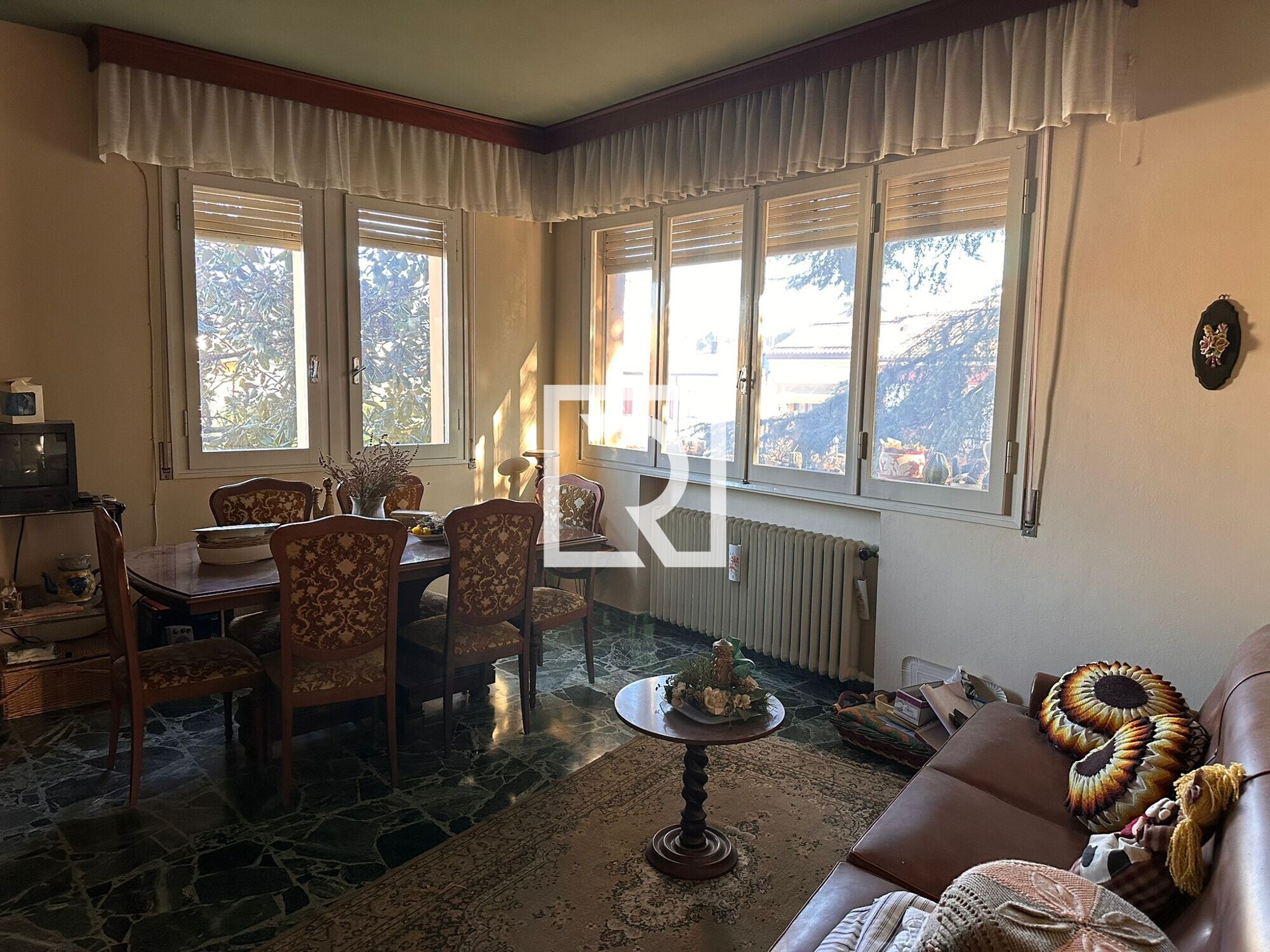 a50c9e2d-3805-4bb0-85b9-4e4b0f297636