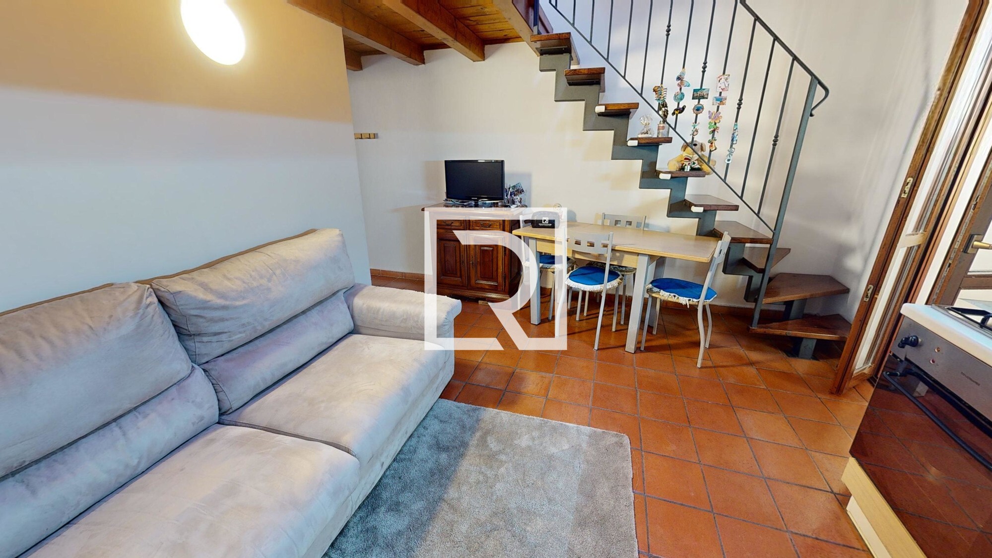 appartamento-trilocale-in-centro-08232024_175559