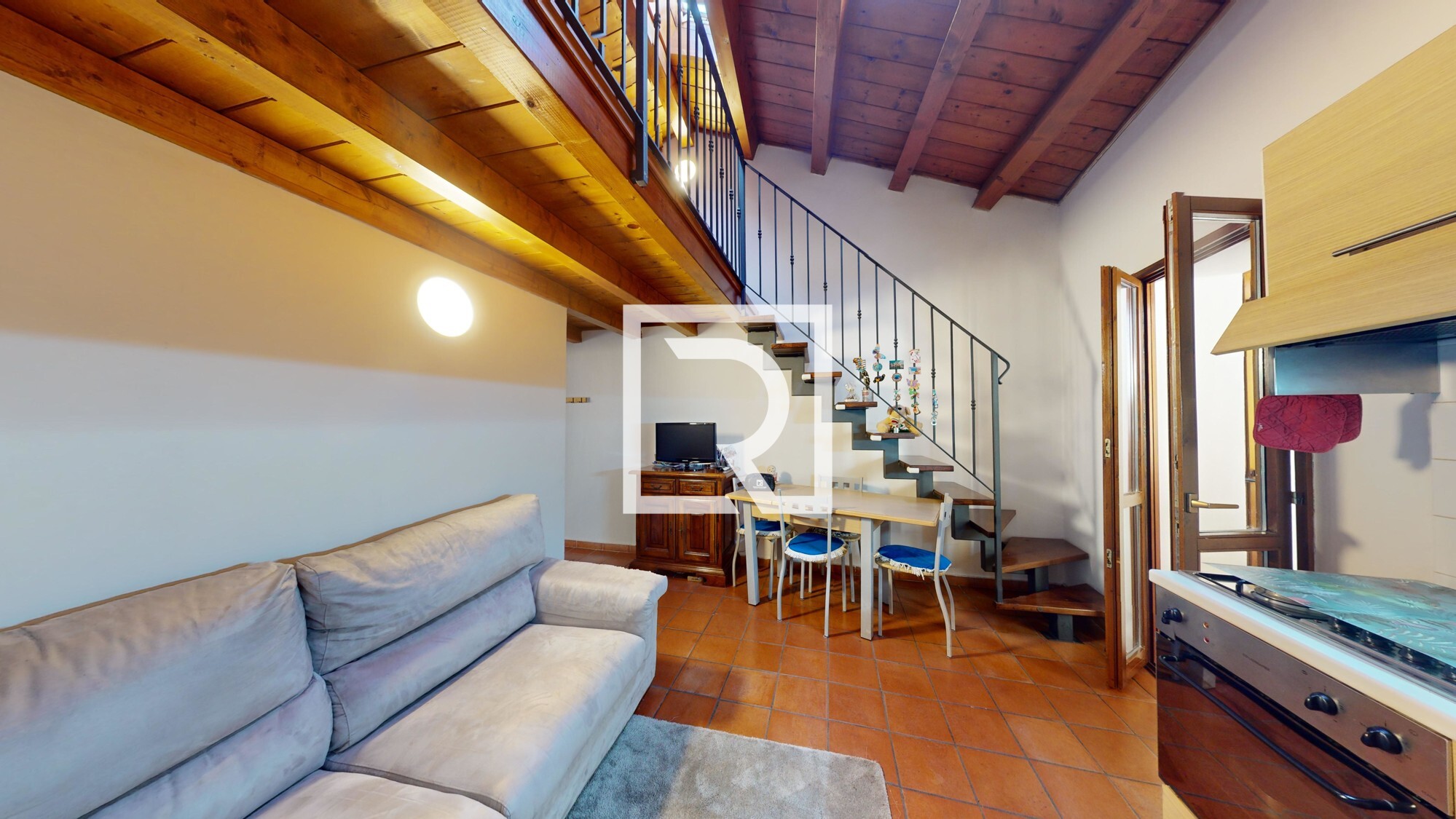appartamento-trilocale-in-centro-08232024_175707