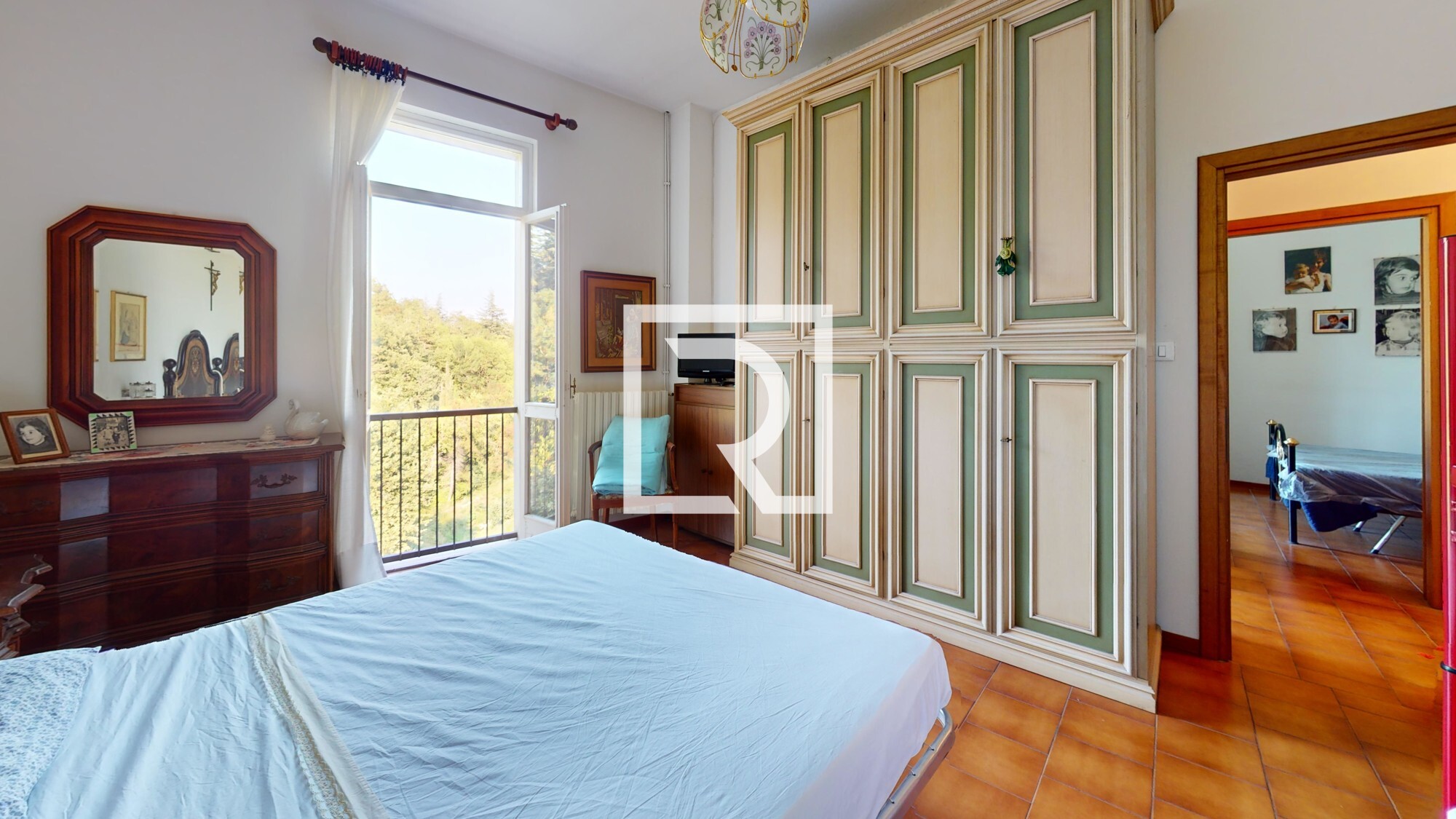trilocale-con-cantina-e-garage-Bedroom