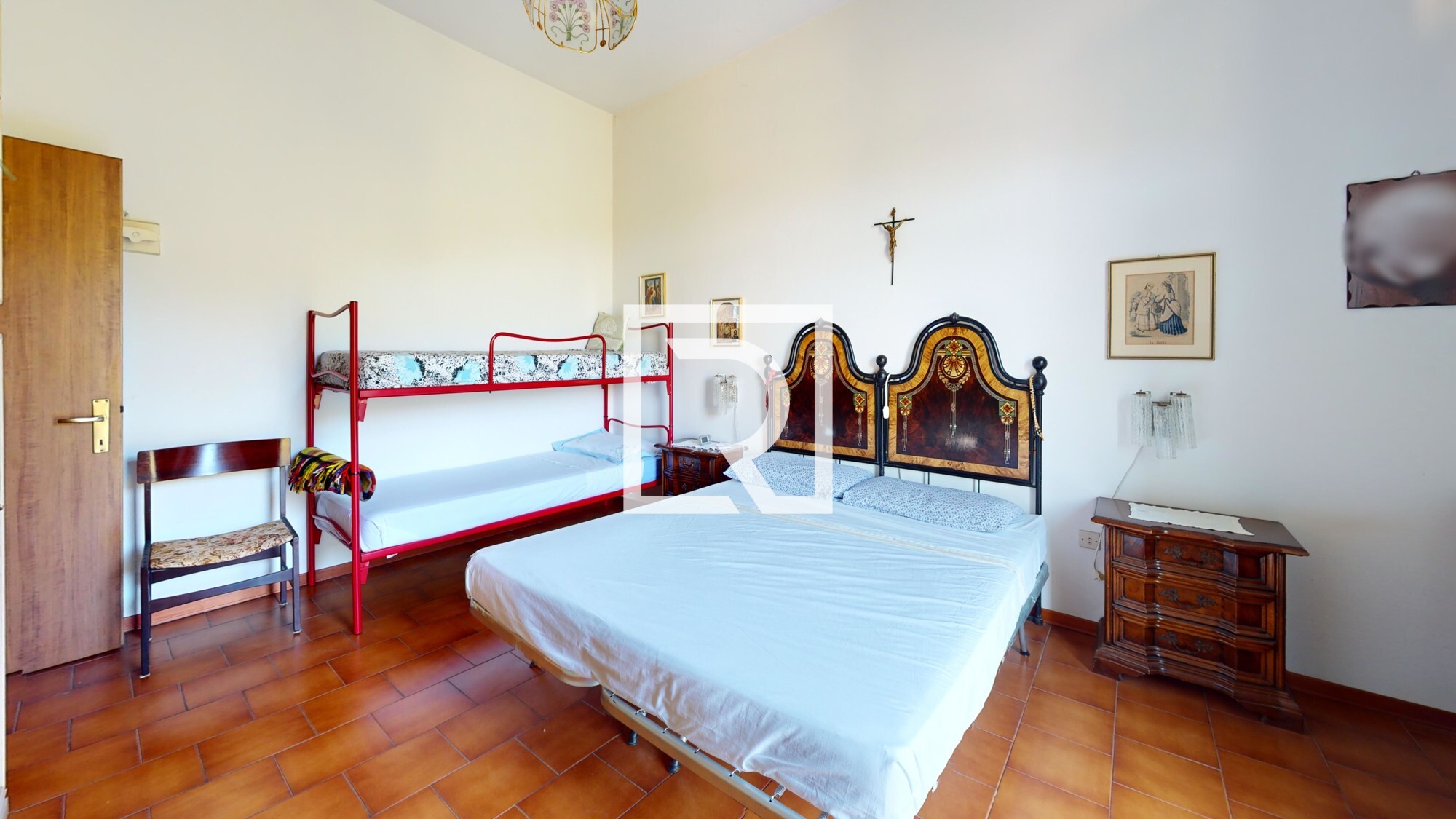trilocale-con-cantina-e-garage-Bedroom 1