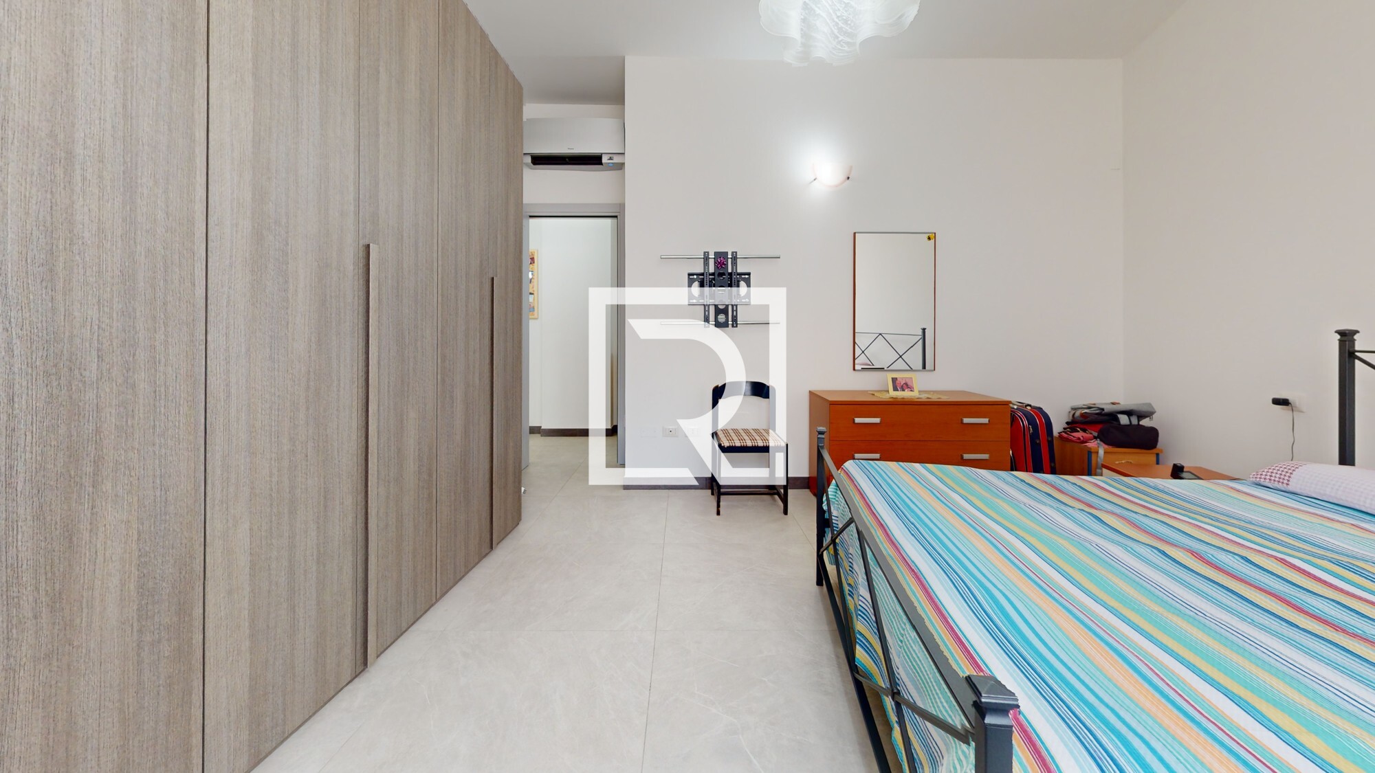 Bedroom (5)