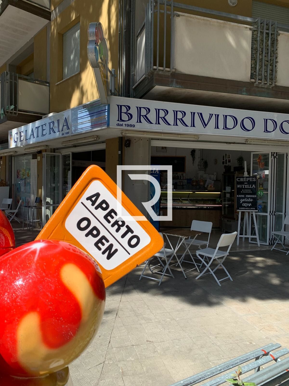ESTERNO