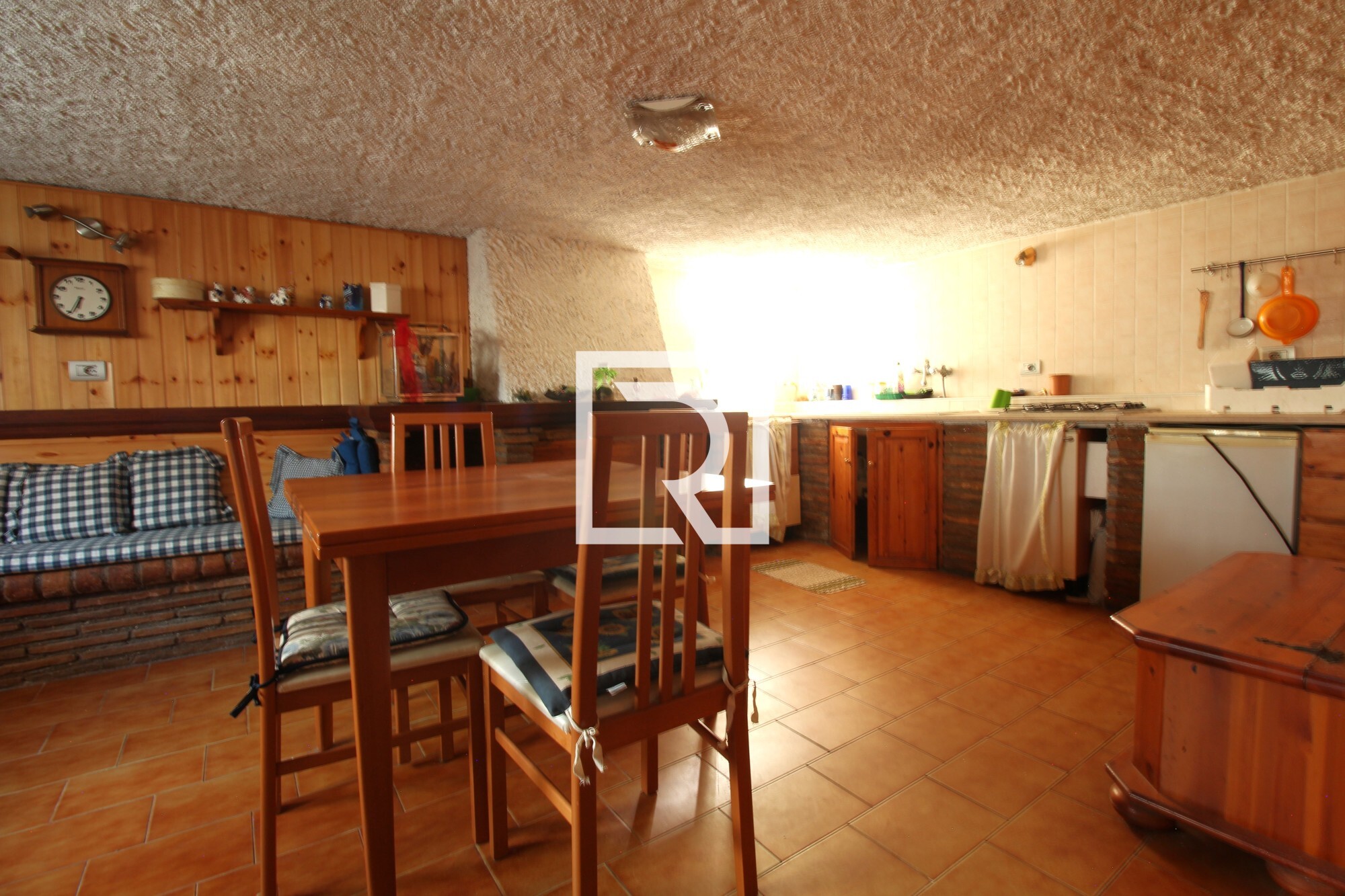 TAVERNETTA