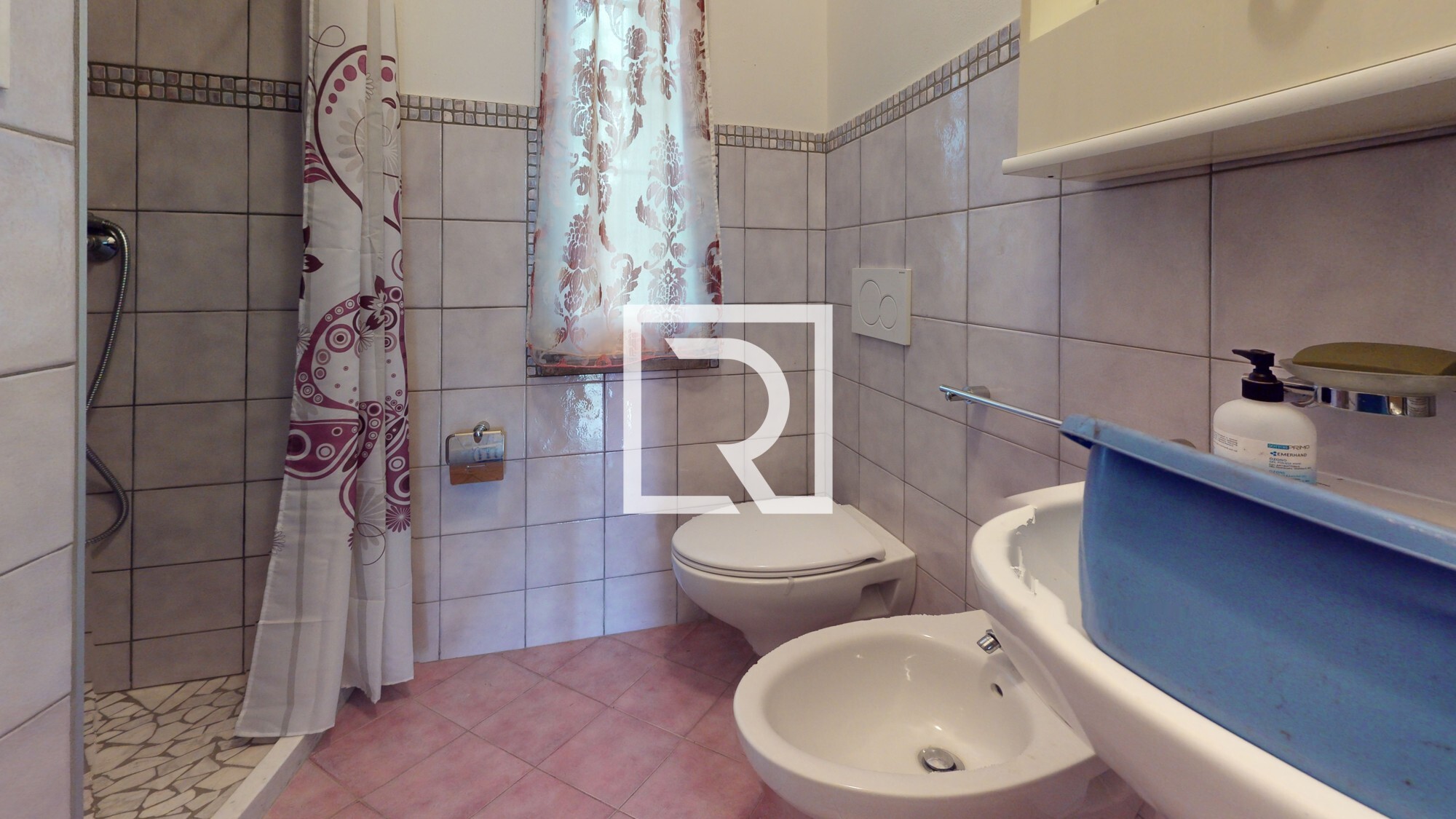 Bathroom (2)