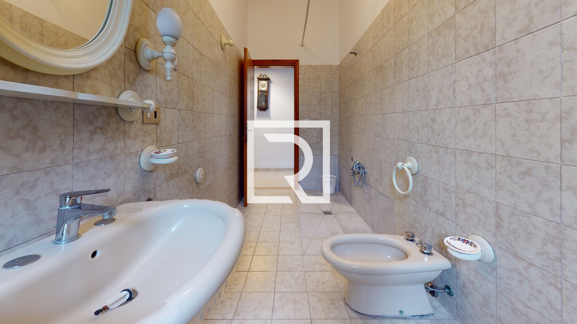 Bathroom (3)