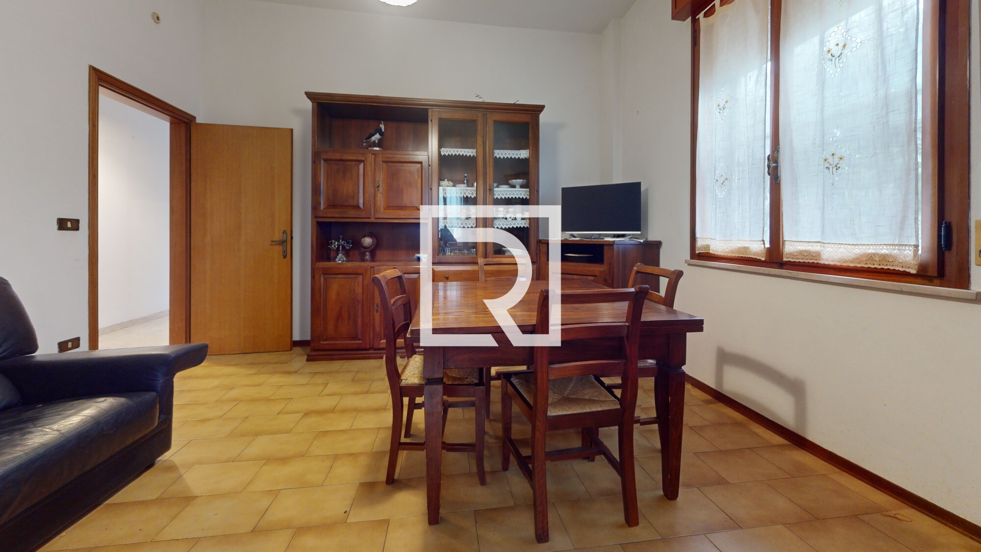 Dining-Room (7)