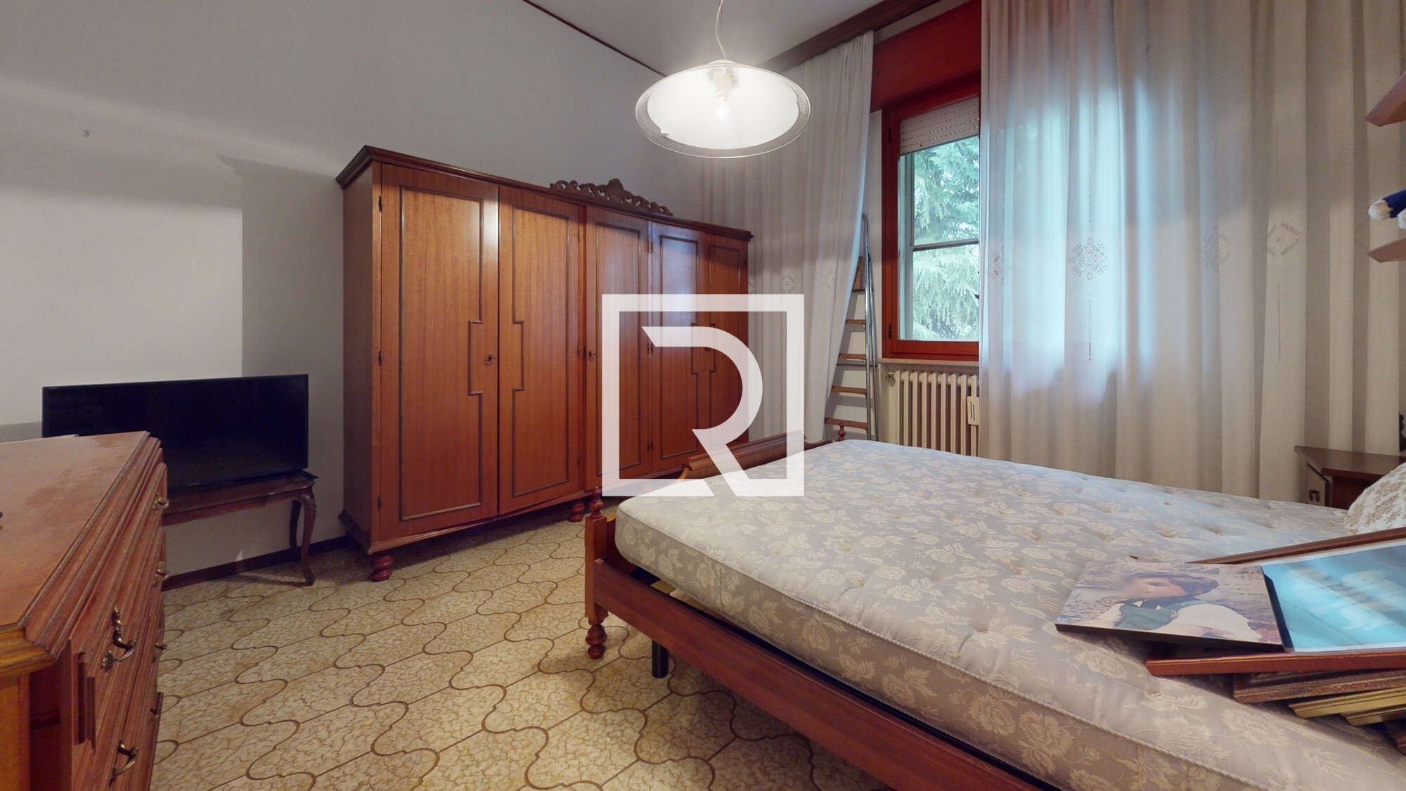 Bedroom (9)