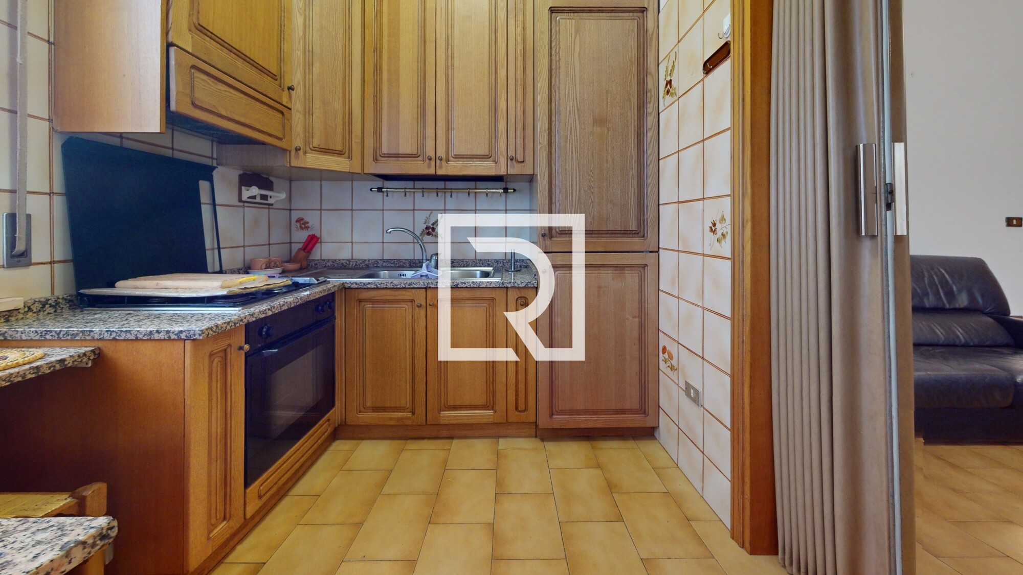Kitchen (2)
