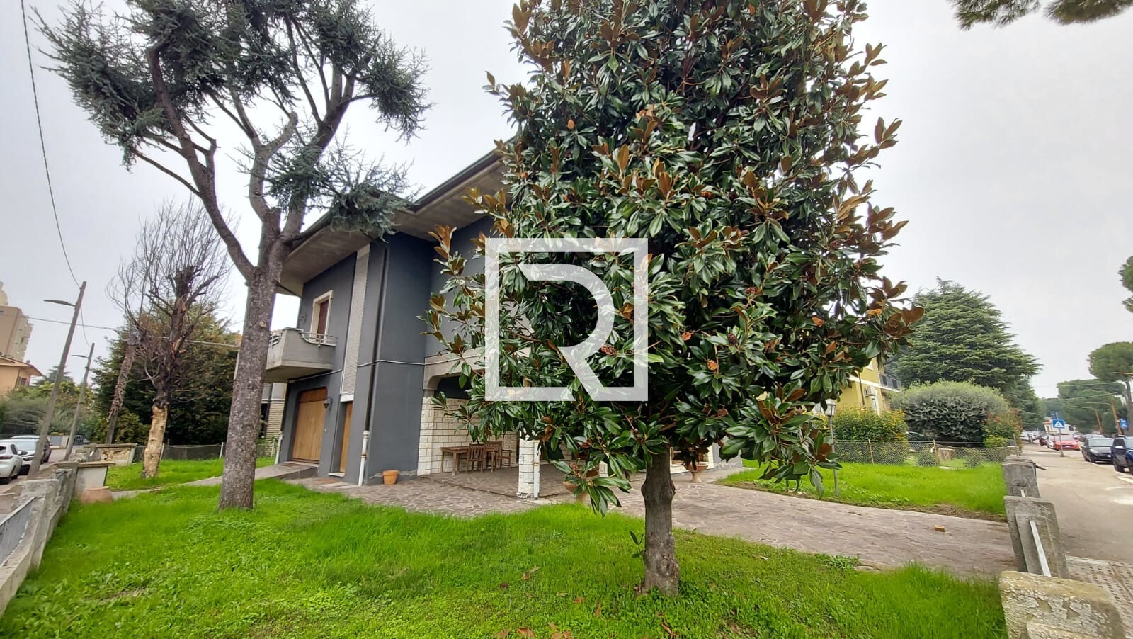 WhatsApp Image 2024-11-08 at 11.32.49 (3)