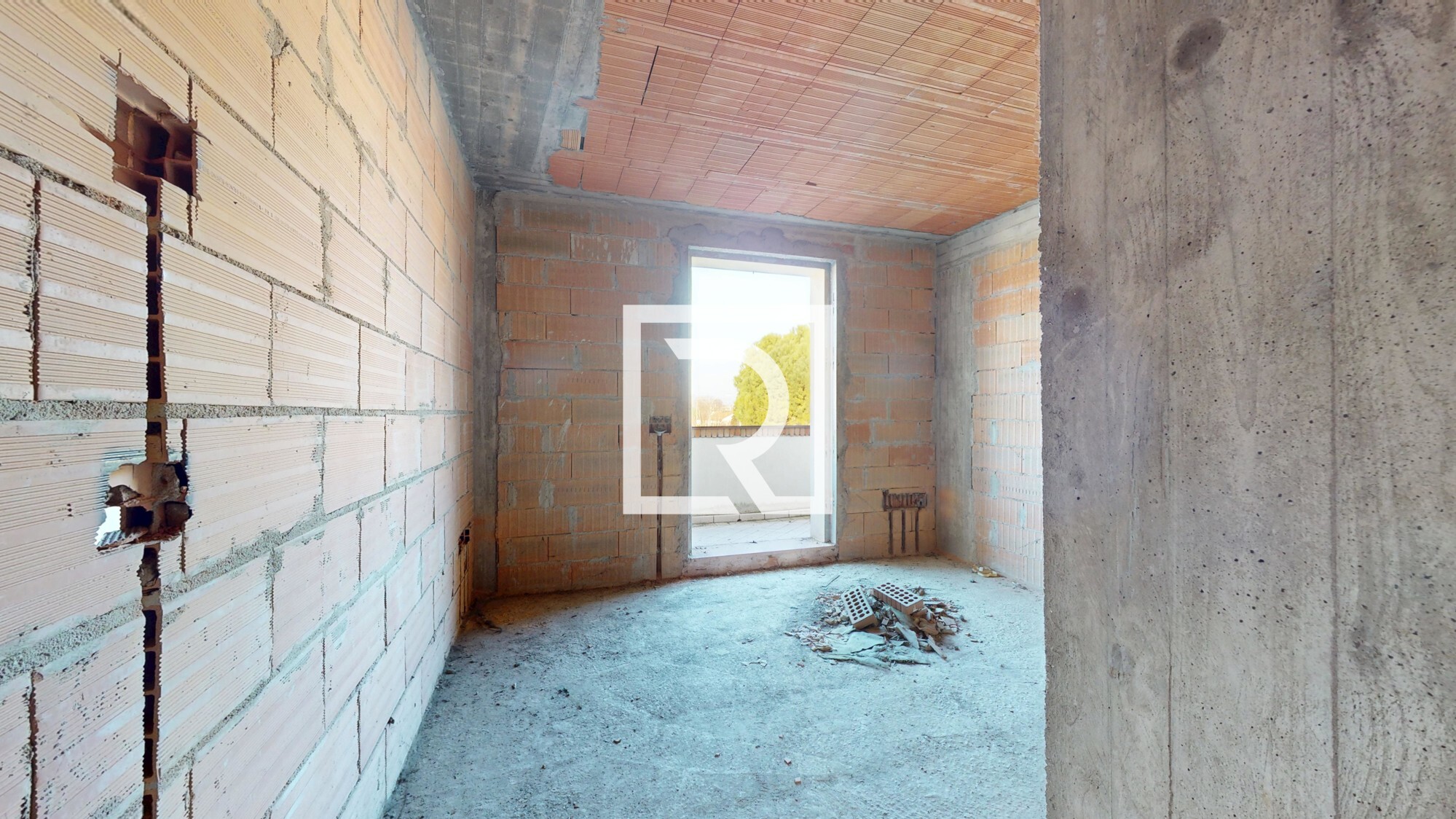 PORZIONE-DI-TRIFAMILIARE-AL-GREZZO-02242025_185231