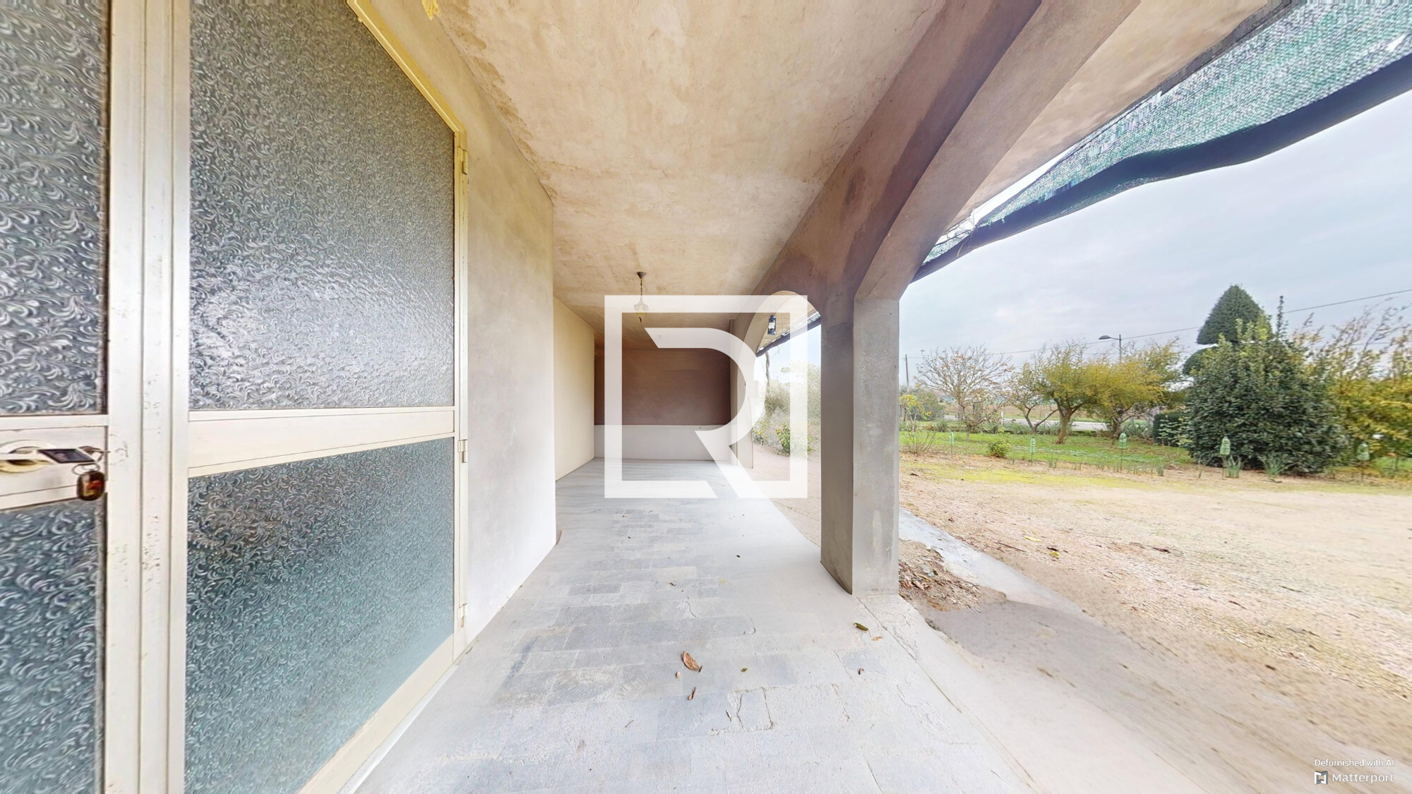 portico 2