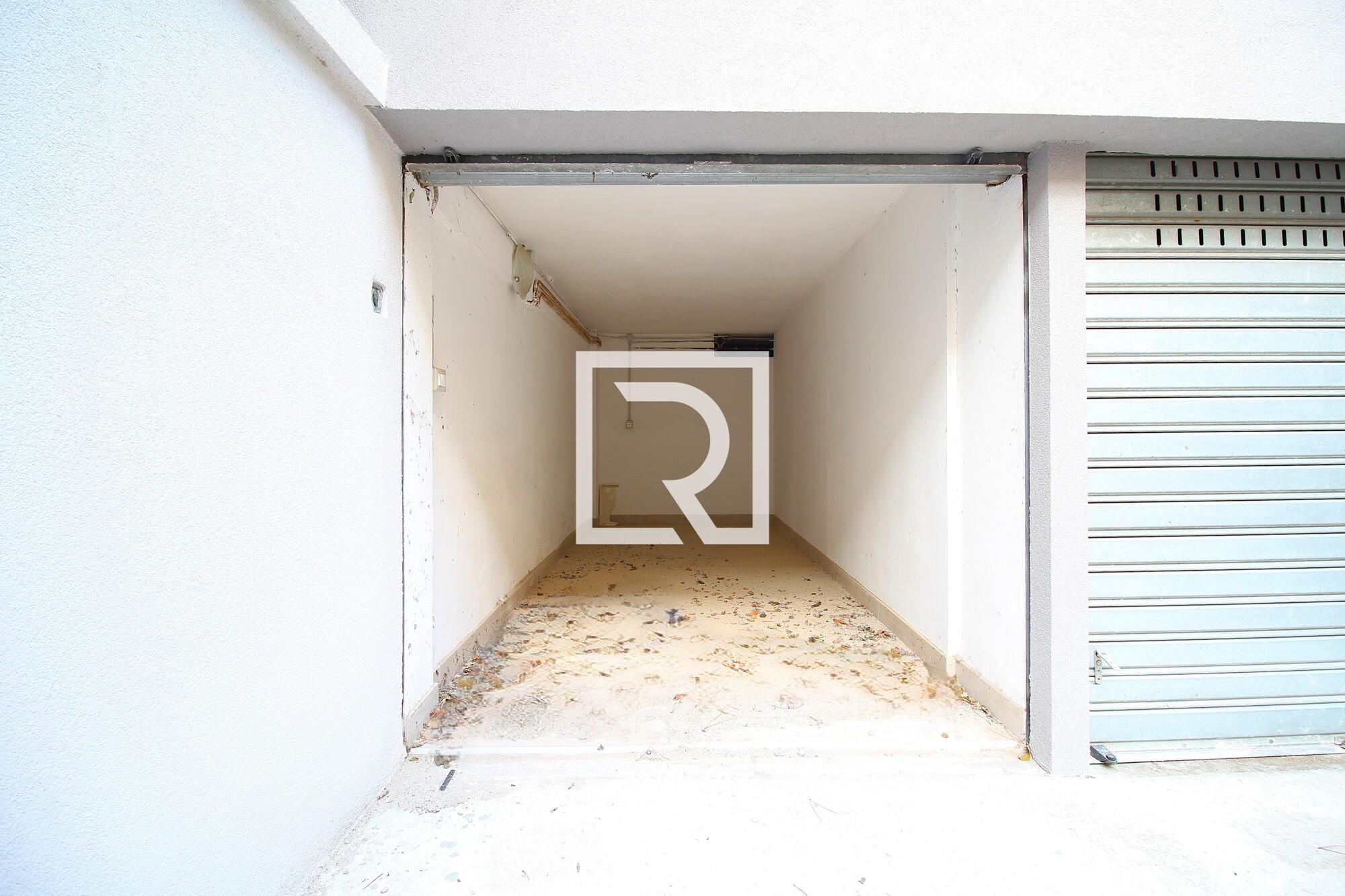 GARAGE 2