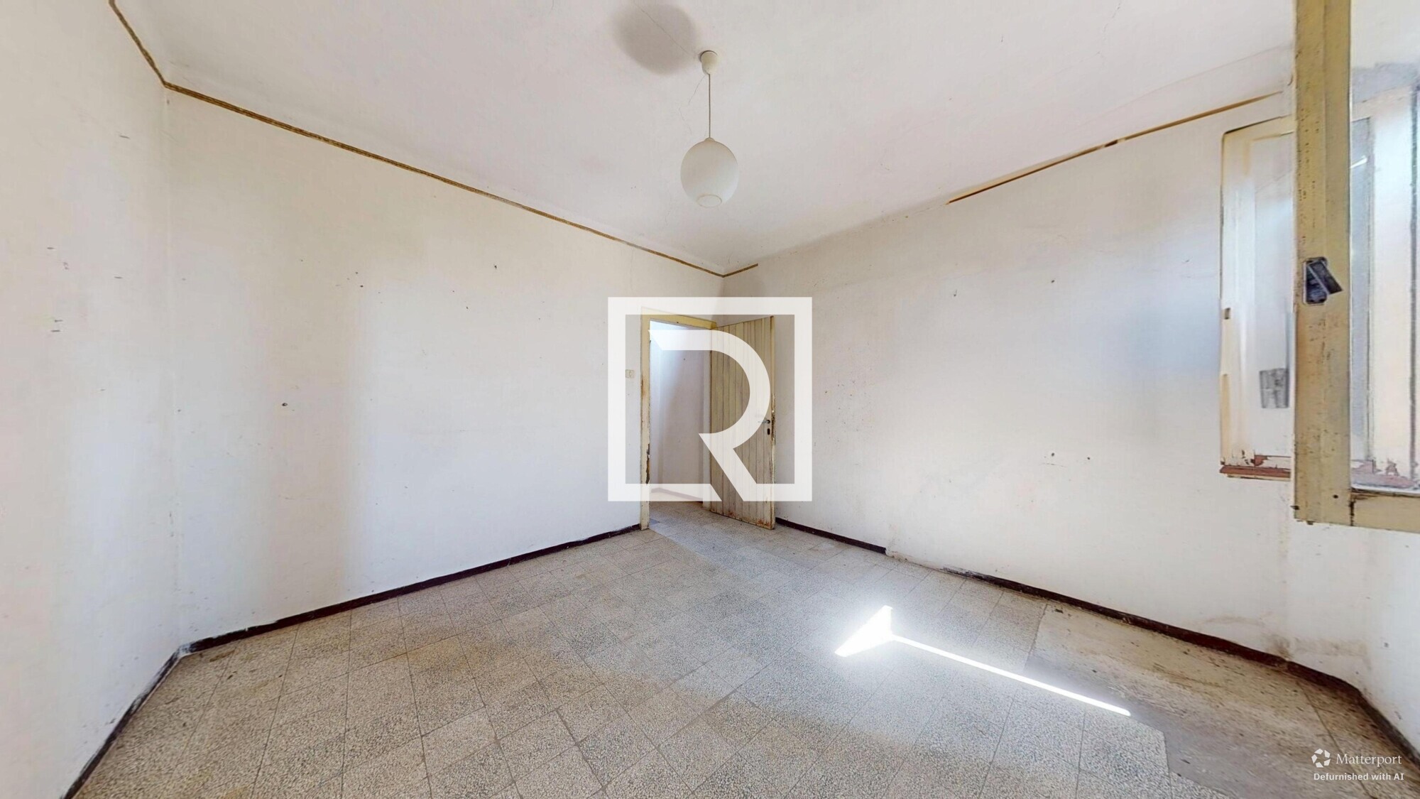 Via-Roma-04132026_114907_defurnished
