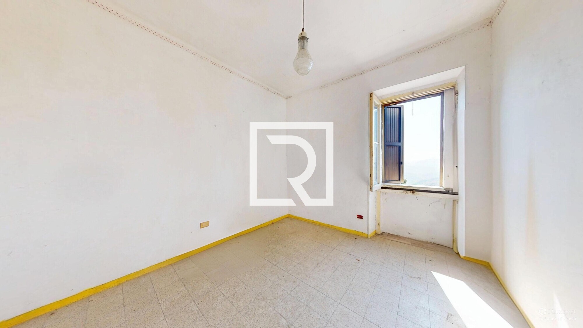 Via-Roma-04132026_114753_defurnished