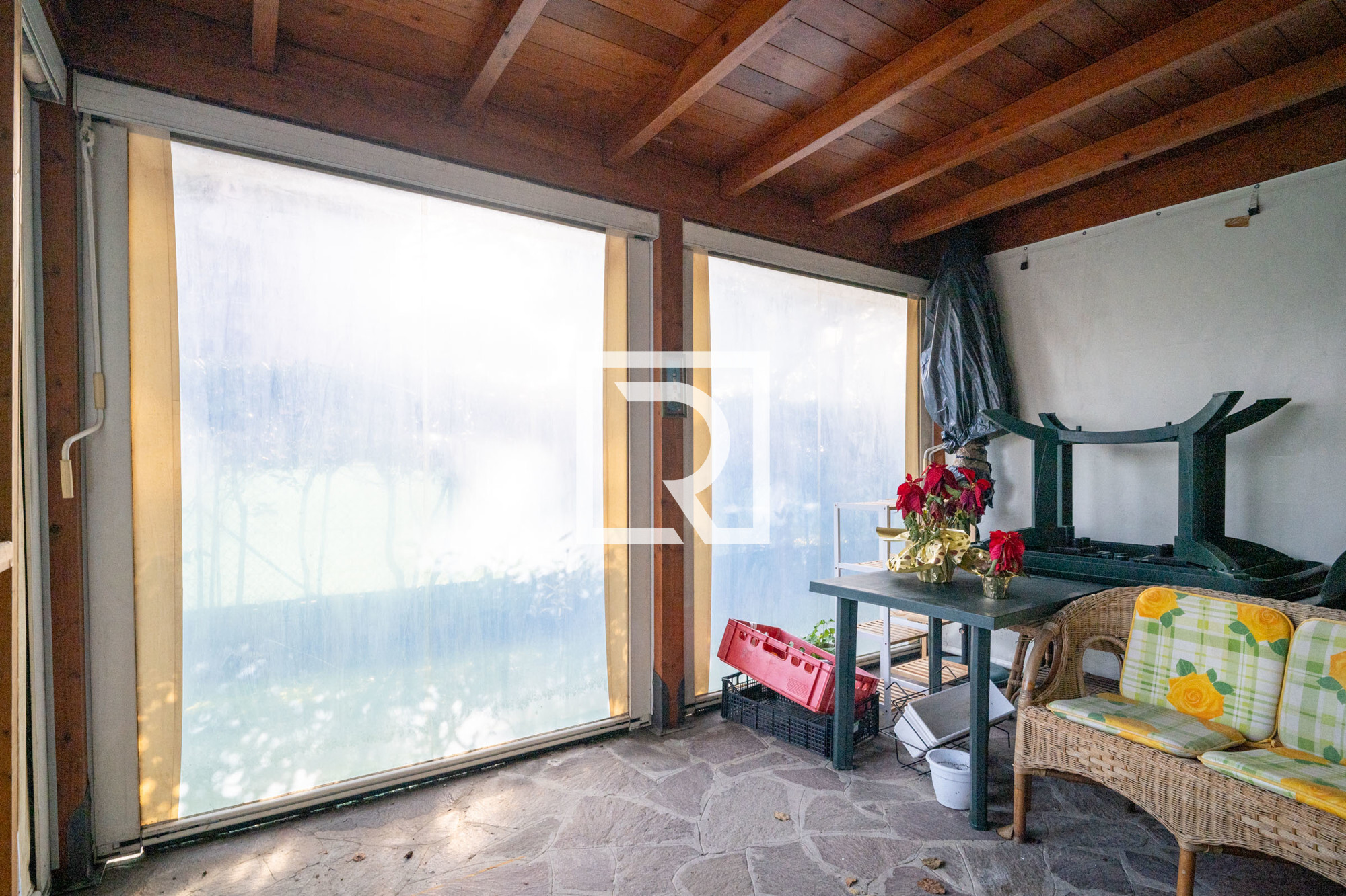 VERANDA