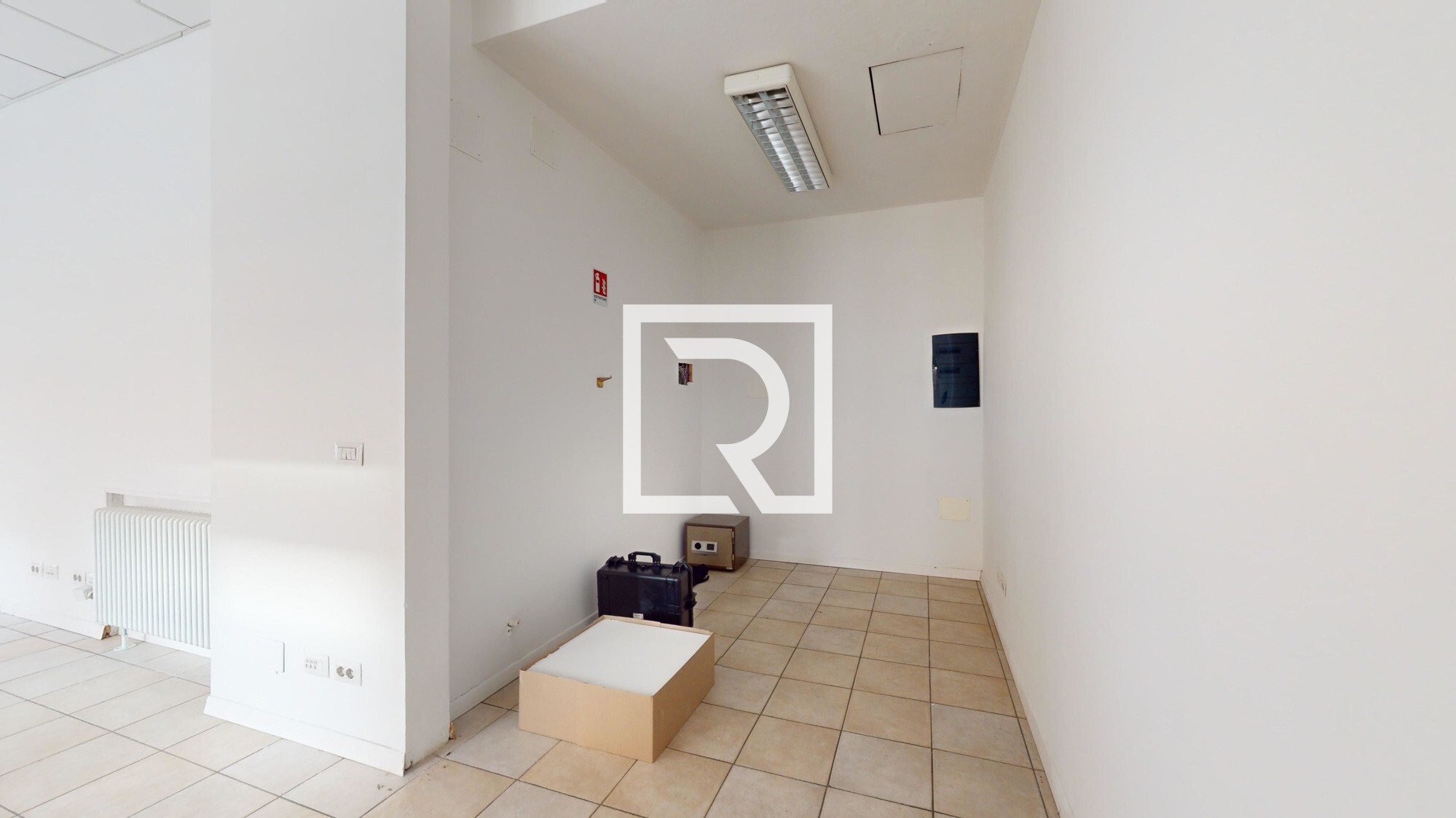 Ufficio-Ristrutturato-alle-porte-del-Centro-Storico-01152025_115711