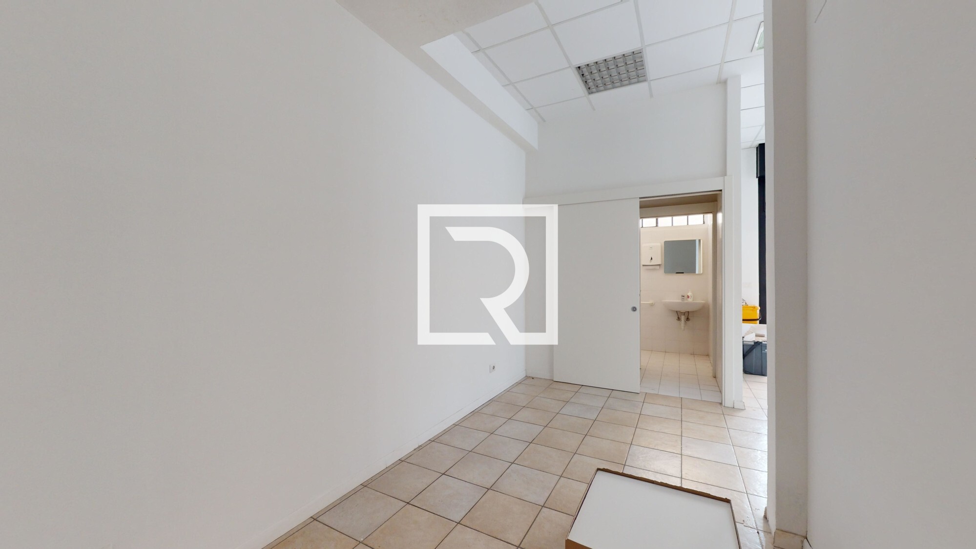 Ufficio-Ristrutturato-alle-porte-del-Centro-Storico-01152025_115824