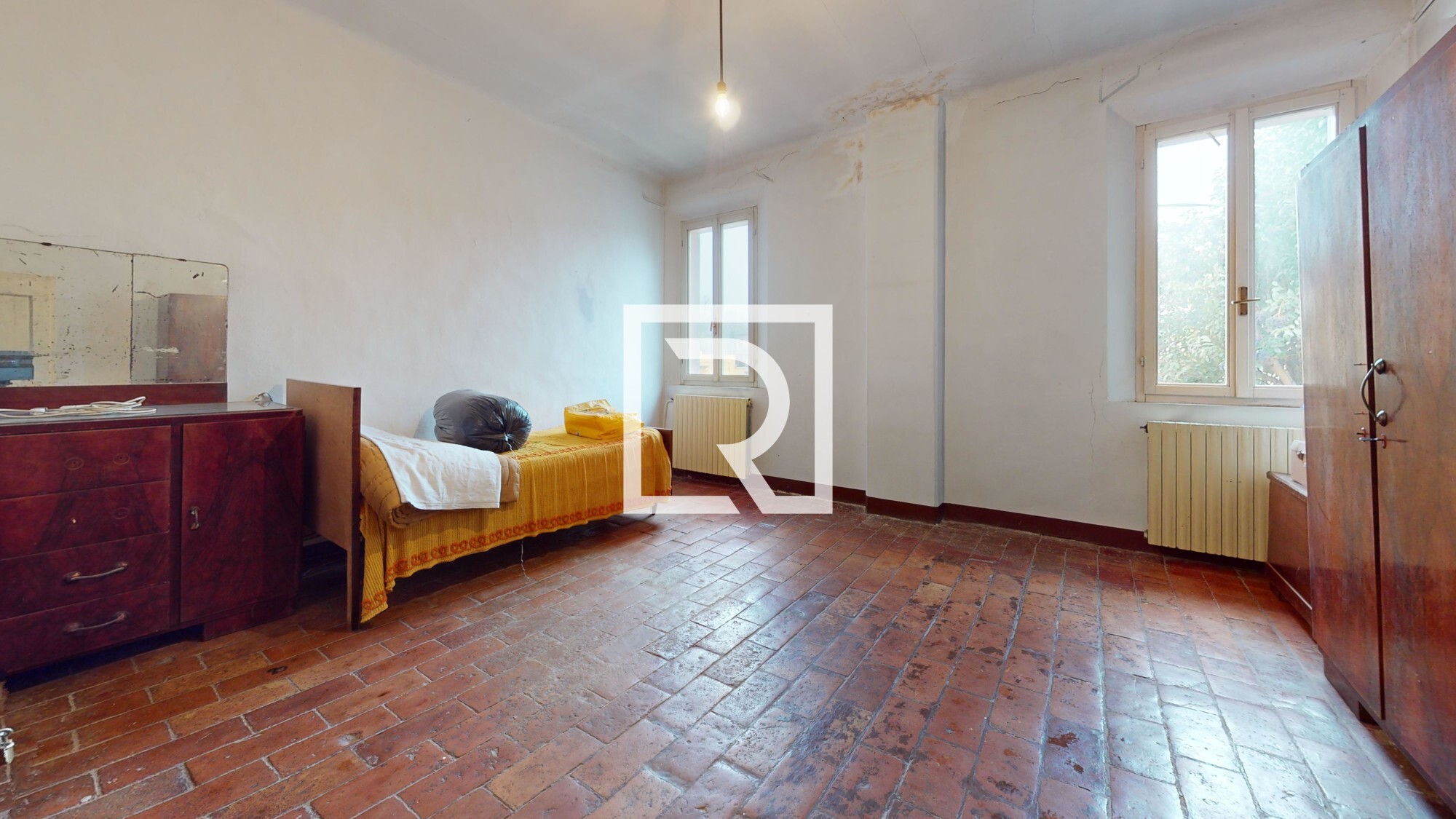casa-indipendente-con-giadino-e-terreno-Bedroom 3