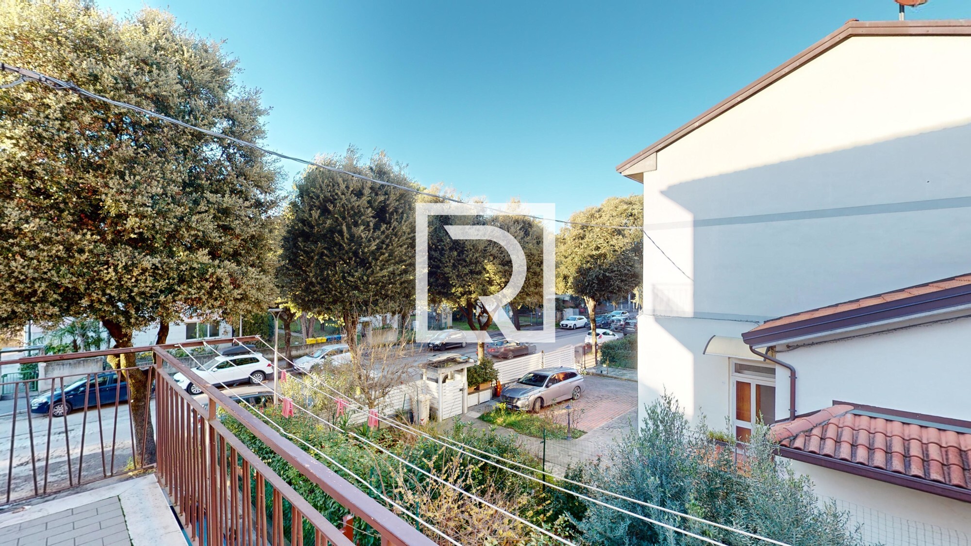 Trilocale-con-due-garage--01302025_092213