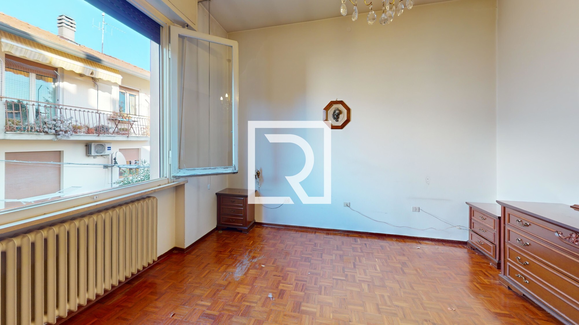 Trilocale-con-due-garage--Bedroom