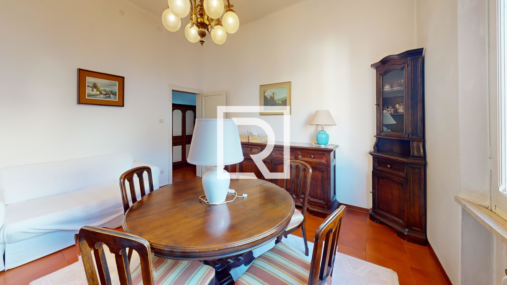 Trilocale-con-due-garage--Dining-Room