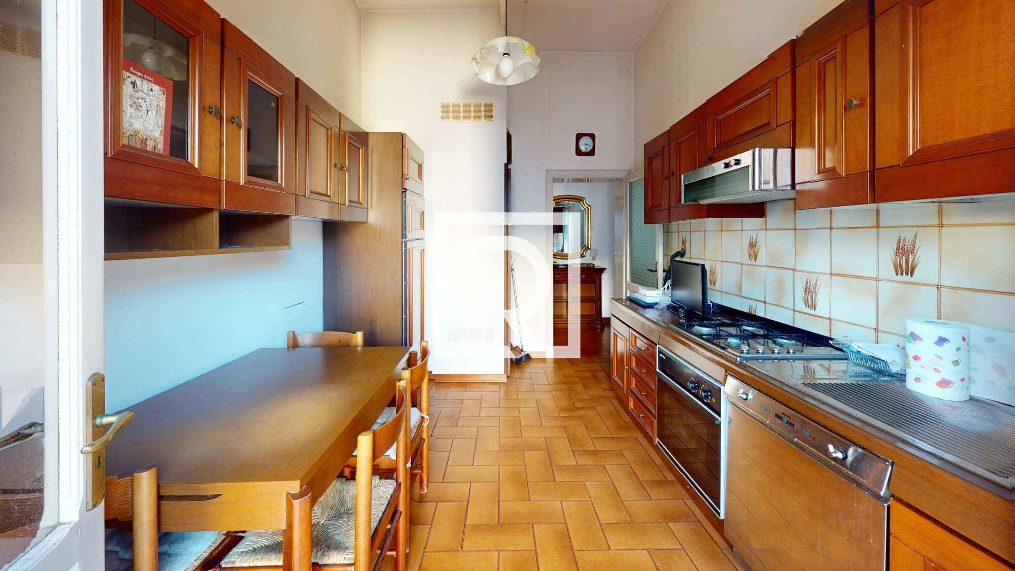 Trilocale-con-due-garage--Kitchen 1